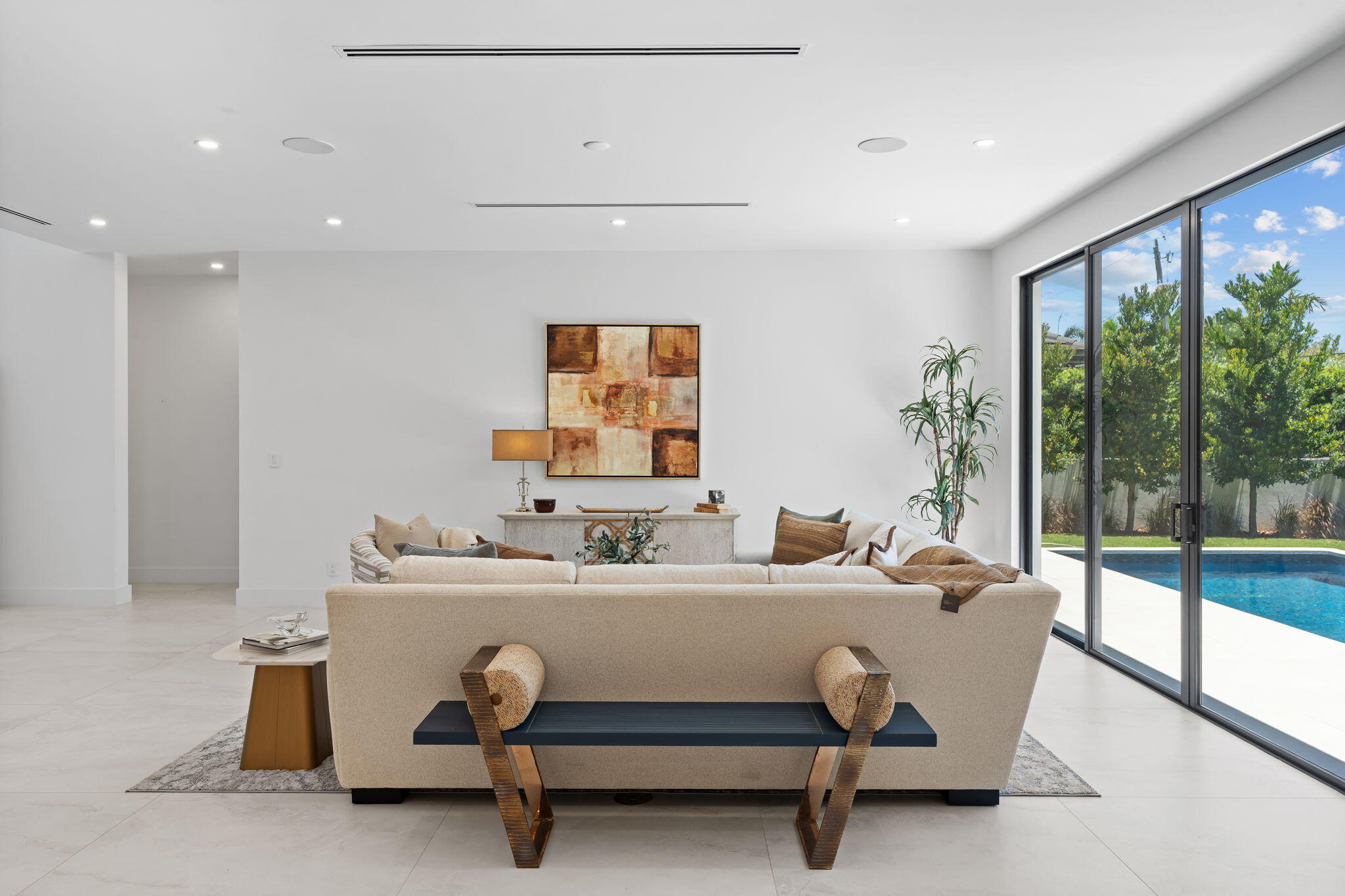 2506 NE 14th Fort Lauderdale, FL 33304