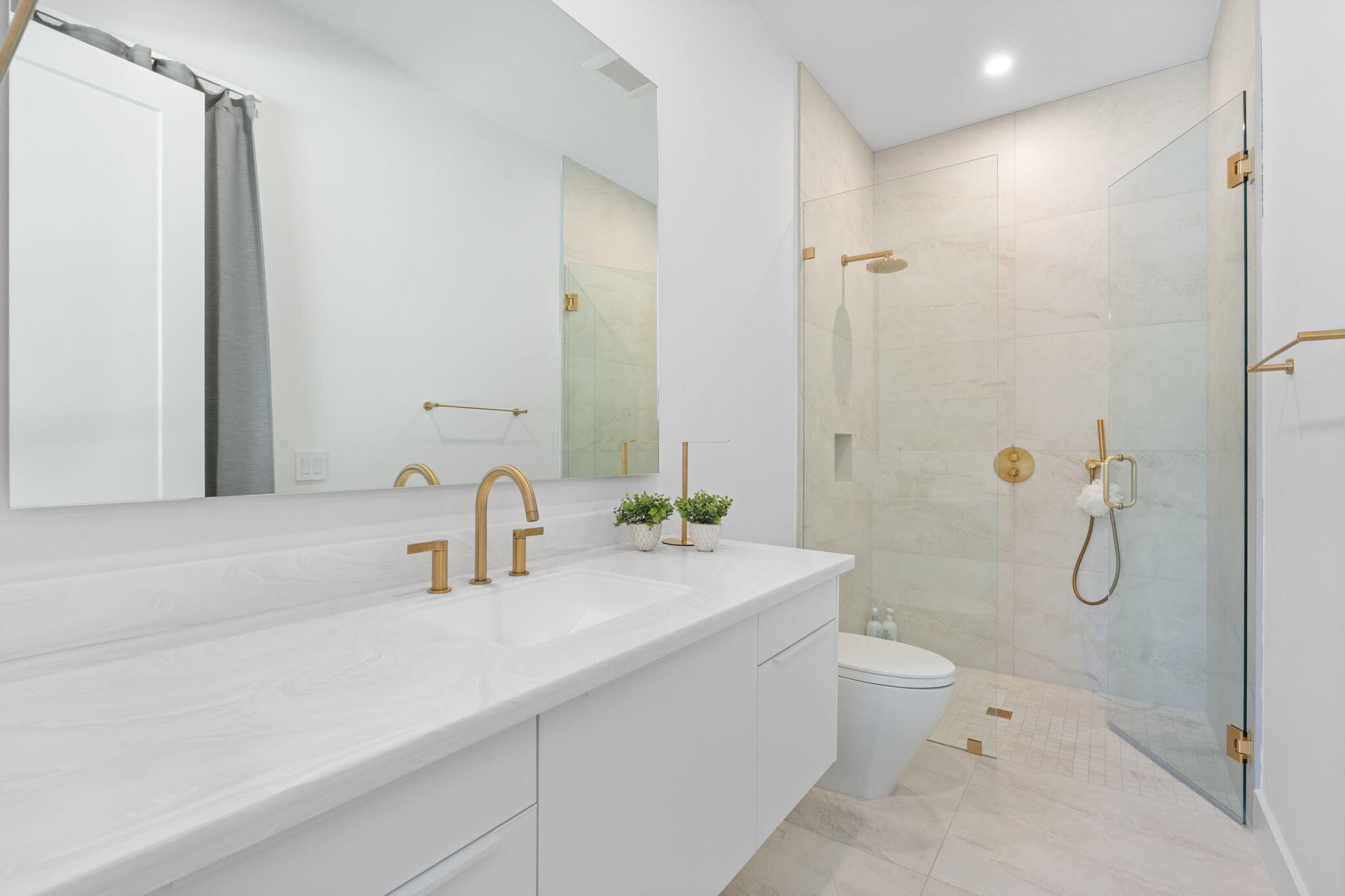 2506 NE 14th Fort Lauderdale, FL 33304