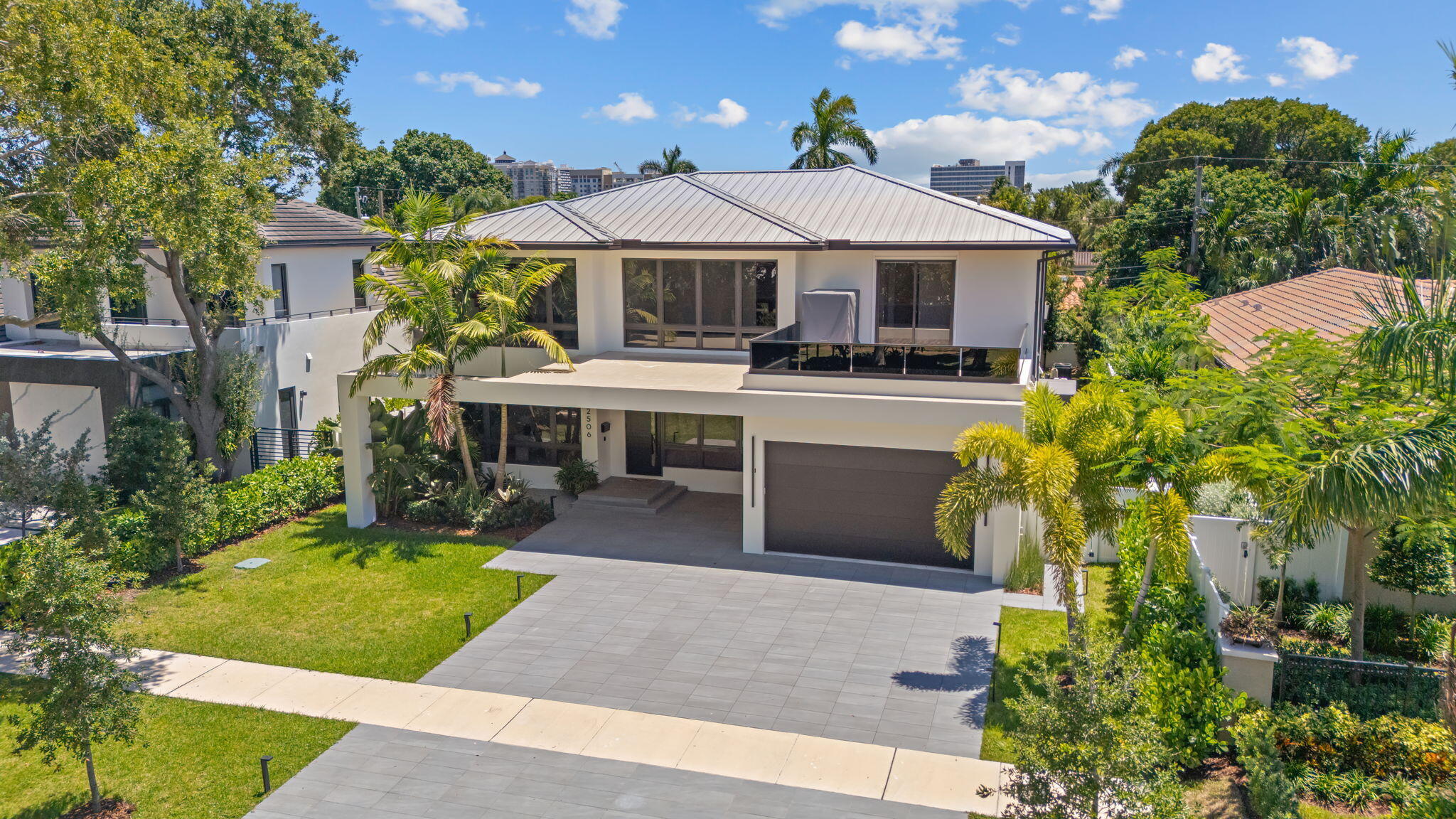 2506 NE 14th Fort Lauderdale, FL 33304