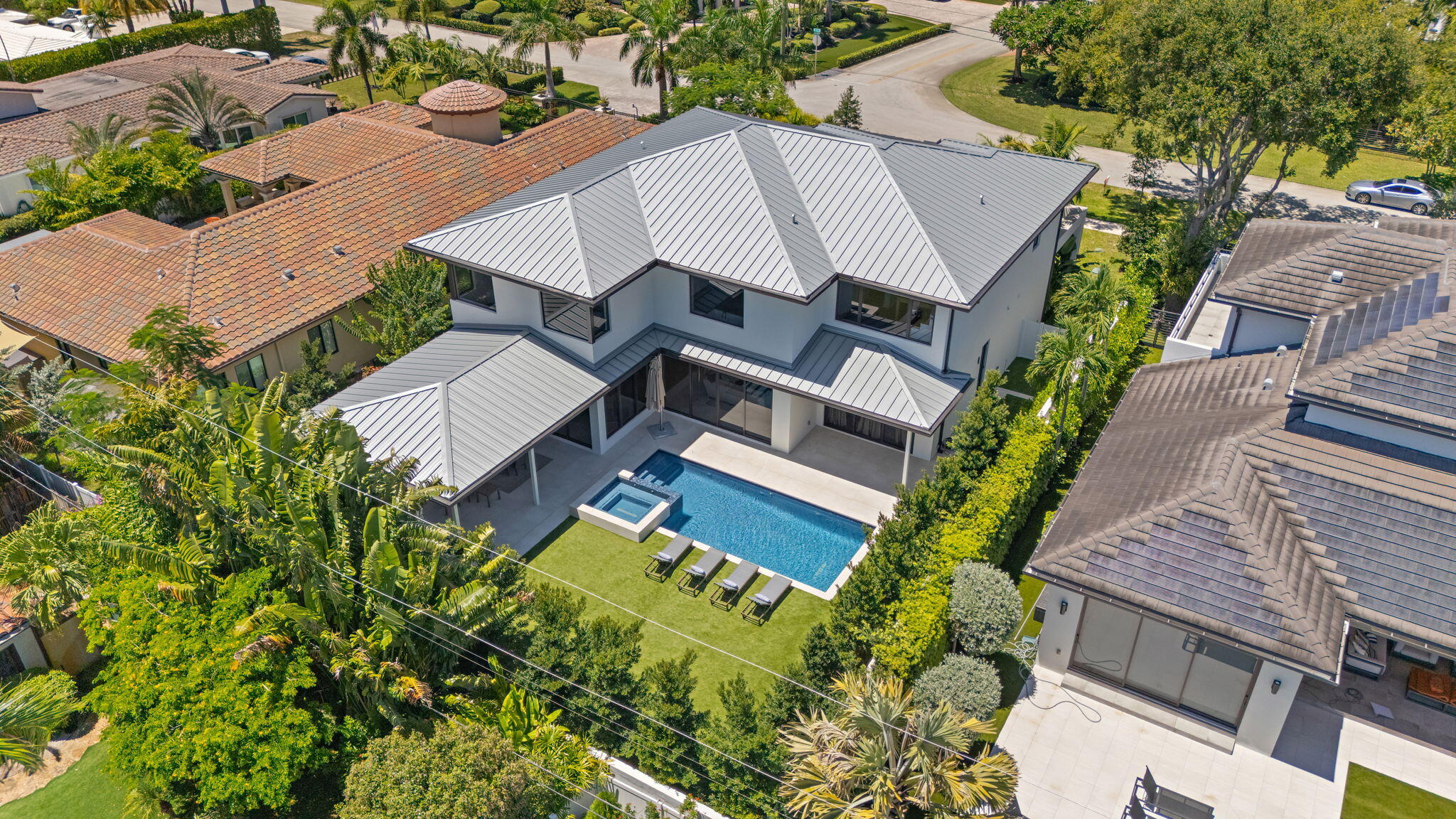 2506 NE 14th Fort Lauderdale, FL 33304