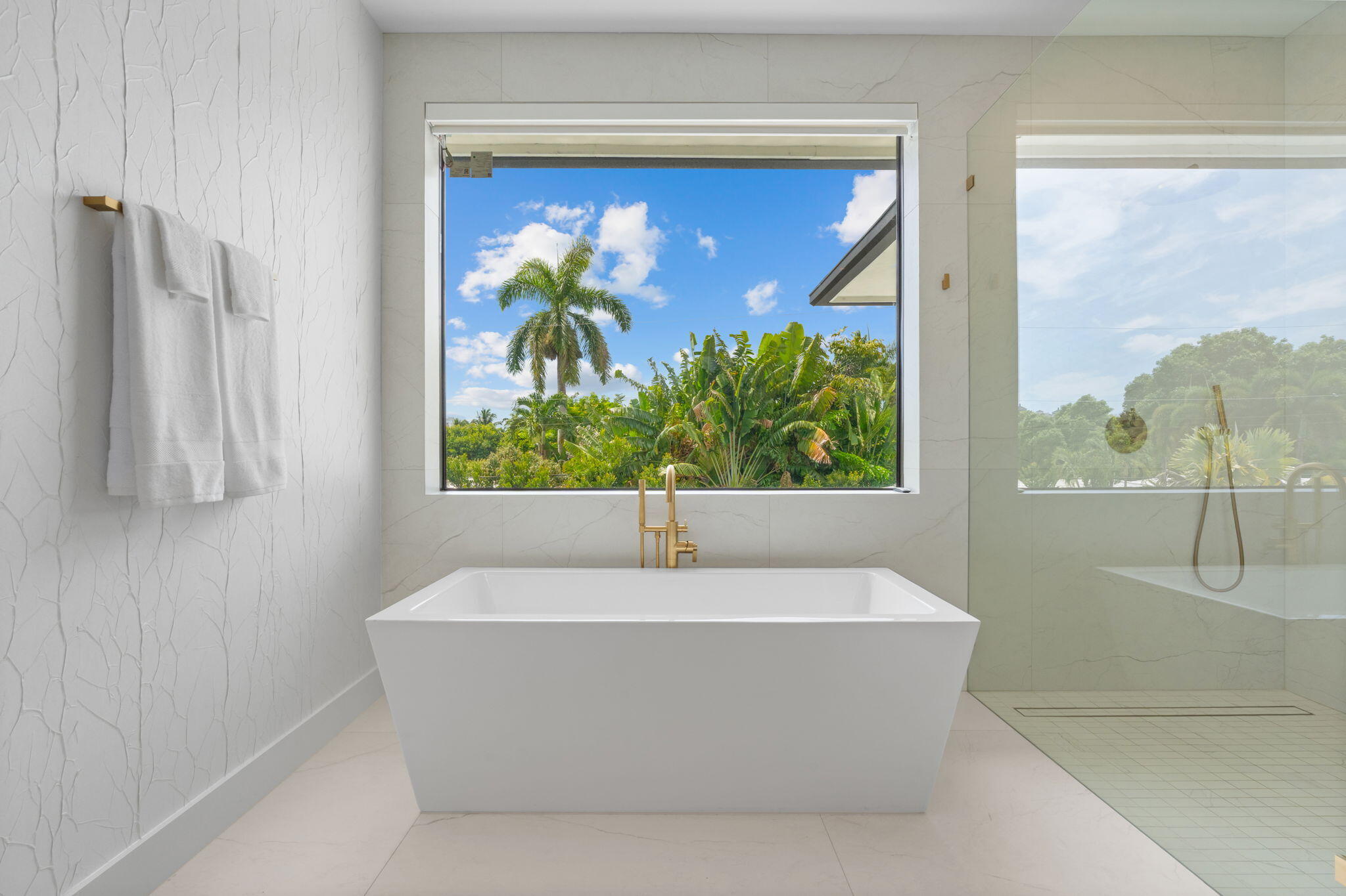 2506 NE 14th St Fort Lauderdale, FL 33304