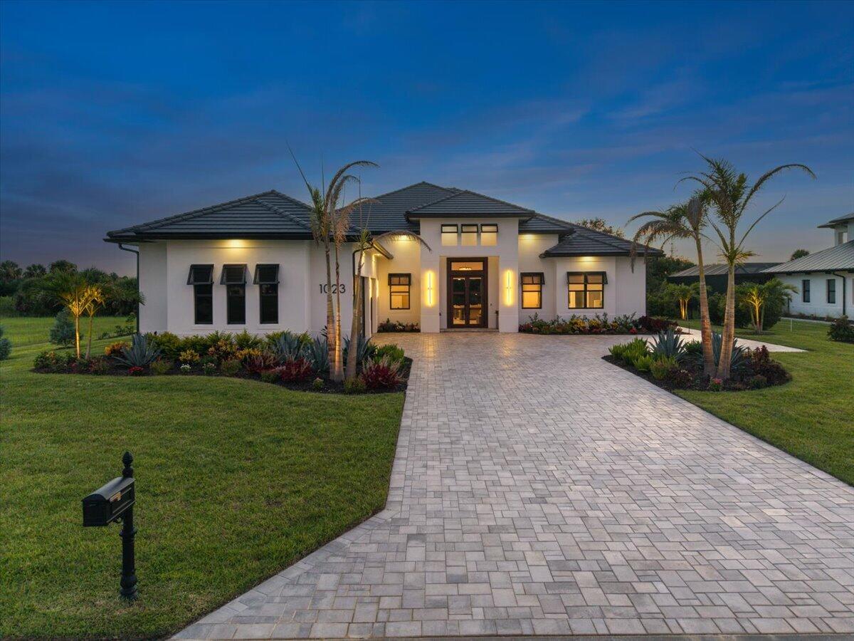 1023 W Polo Grounds Dr Vero Beach, FL 32966