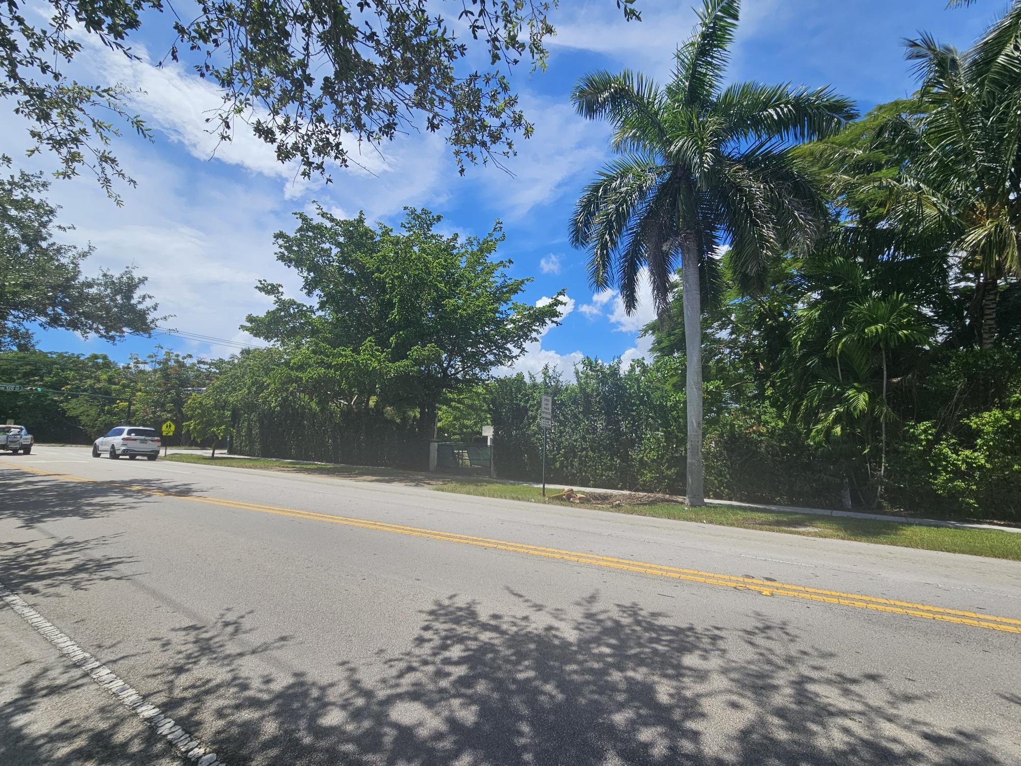 7701 SW 120th St Pinecrest, FL 33156