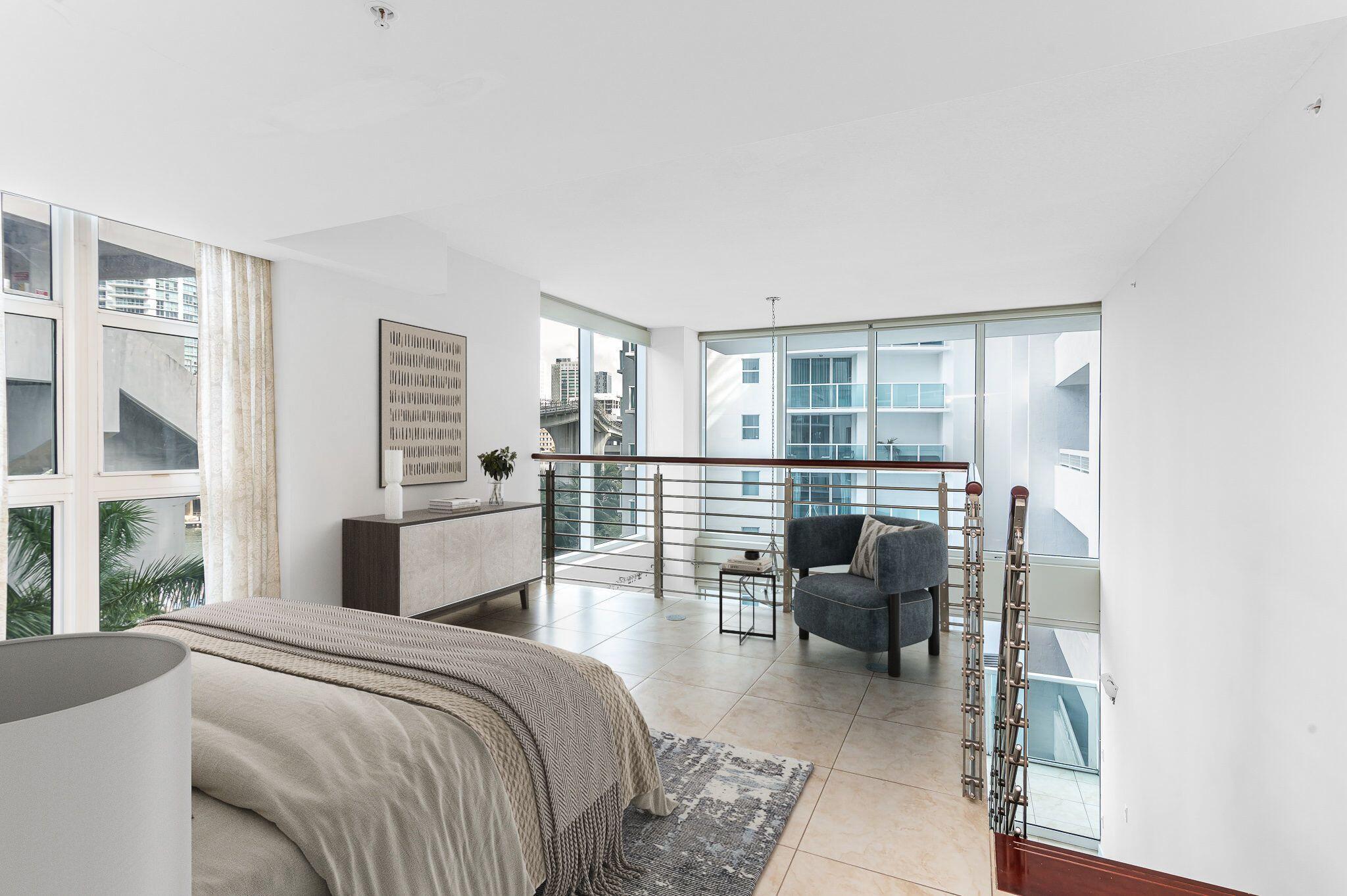 image Brickell on the River South7