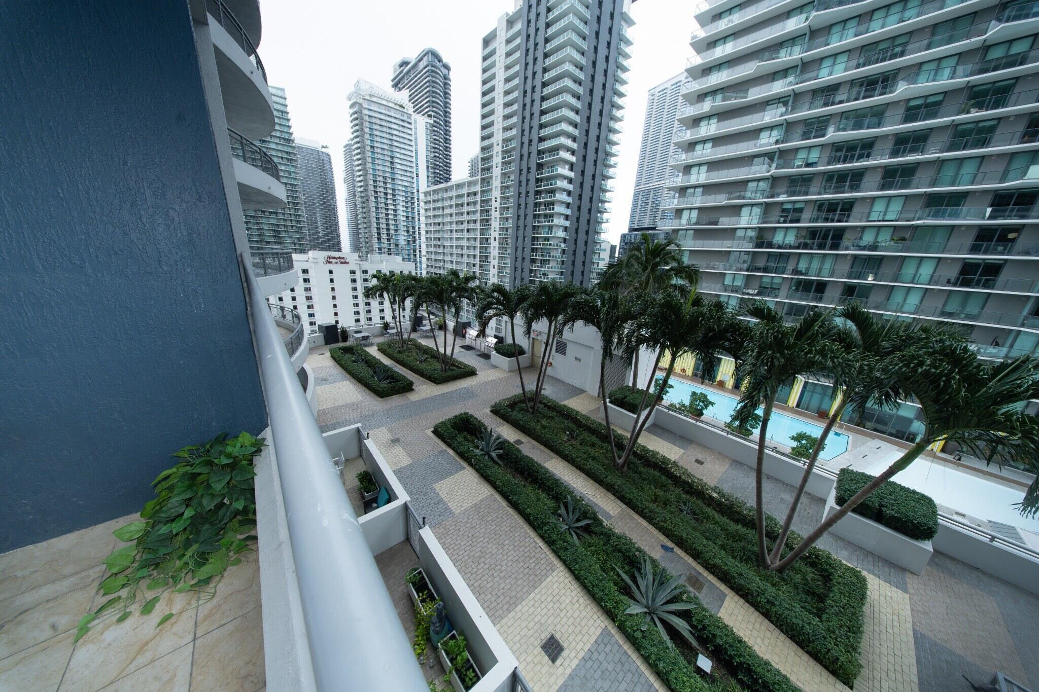 image Infinity at Brickell21