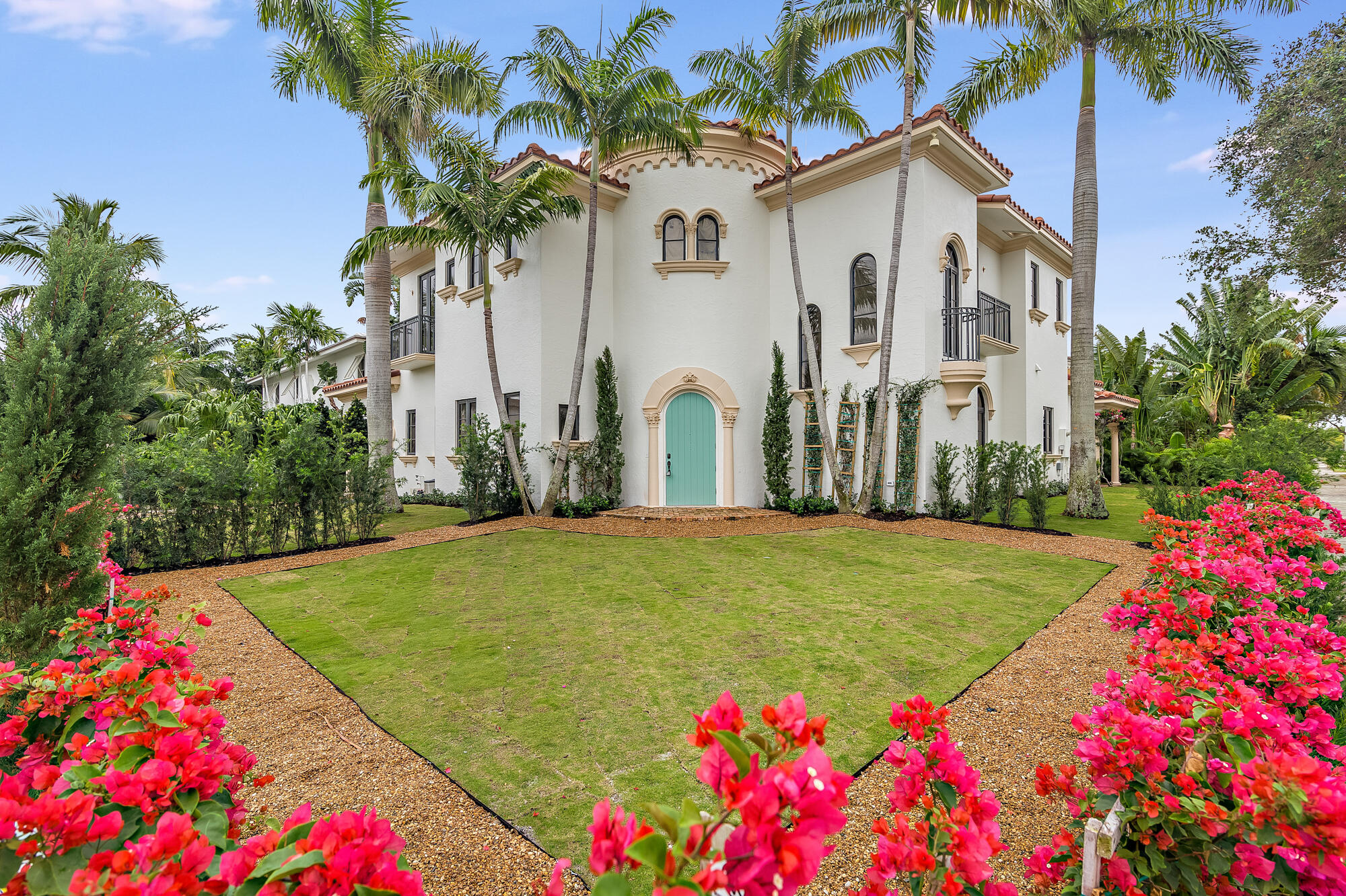 270 Palmetto Ln