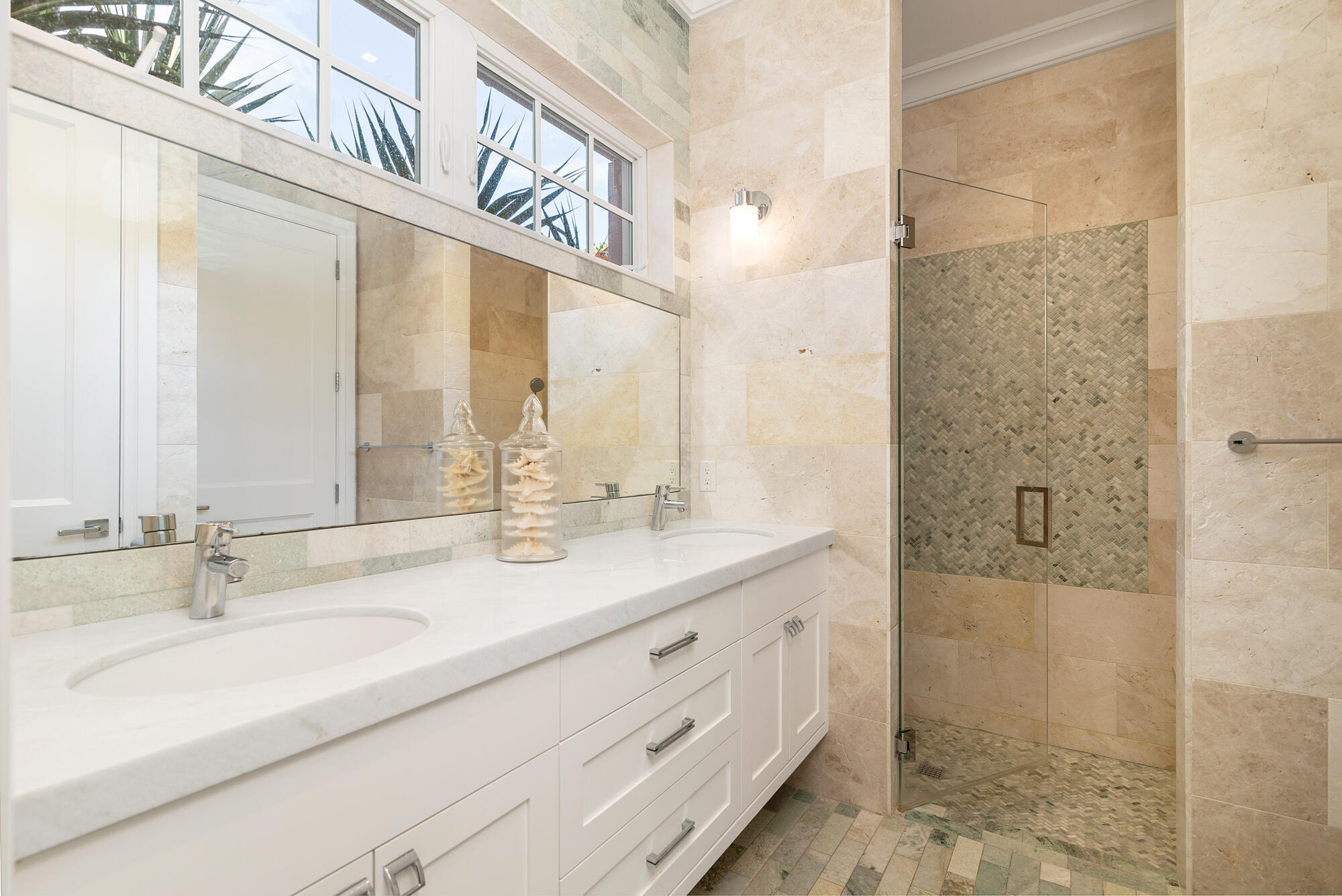222 Arlington Rd West Palm Beach, FL 33405