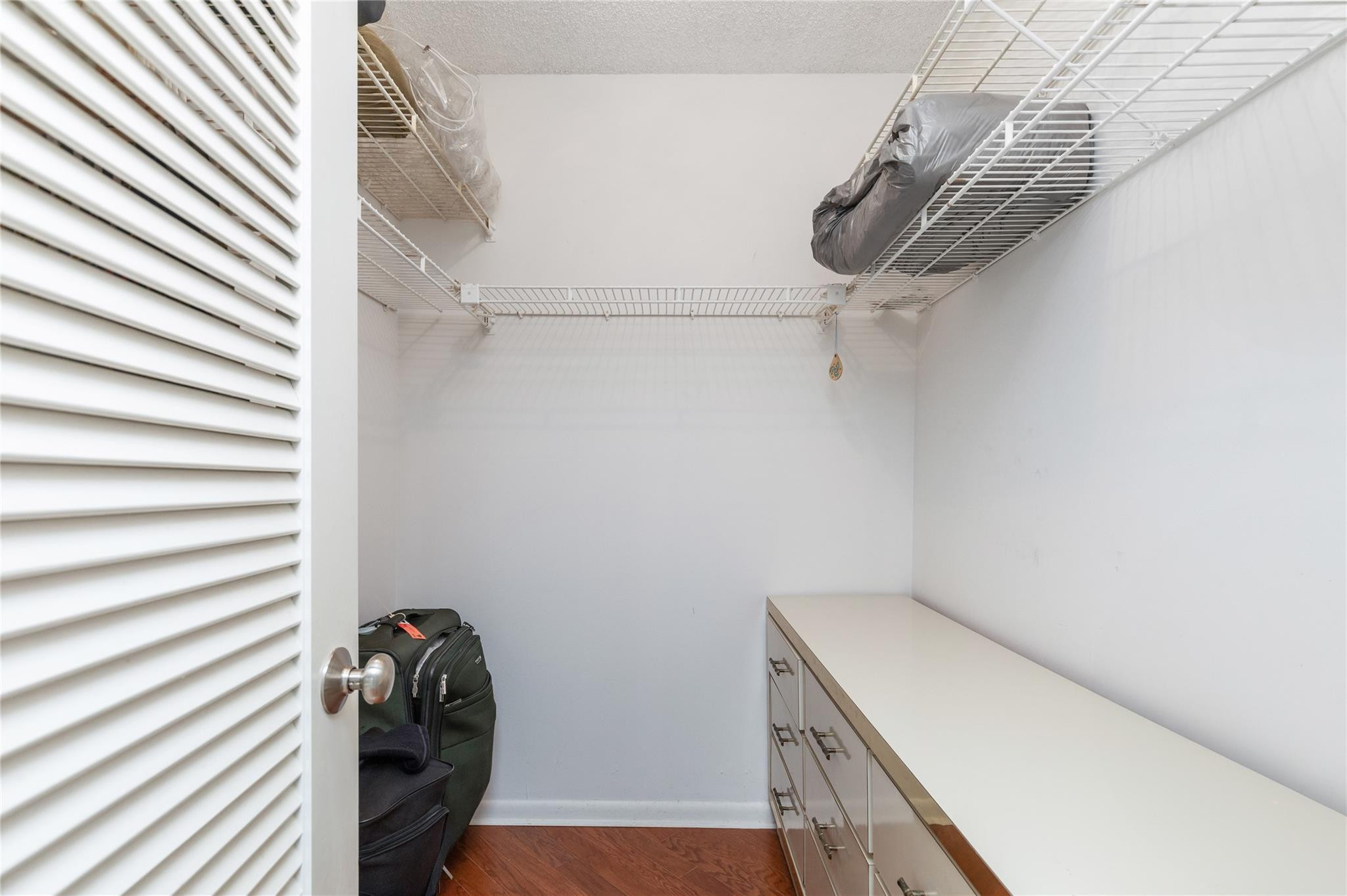 511 Bayshore Dr #410 Fort Lauderdale, FL 33304