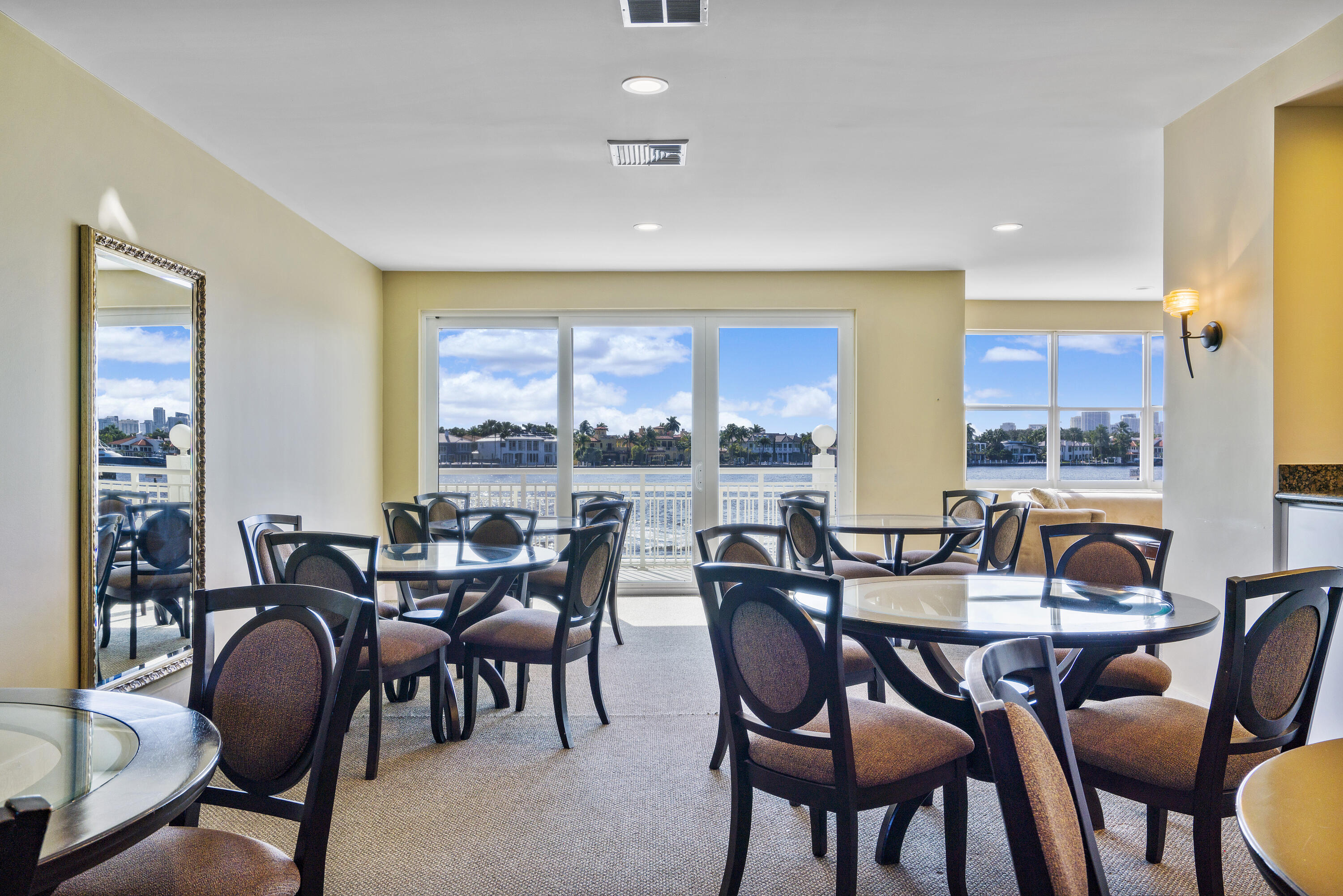 511 Bayshore Dr #410 Fort Lauderdale, FL 33304