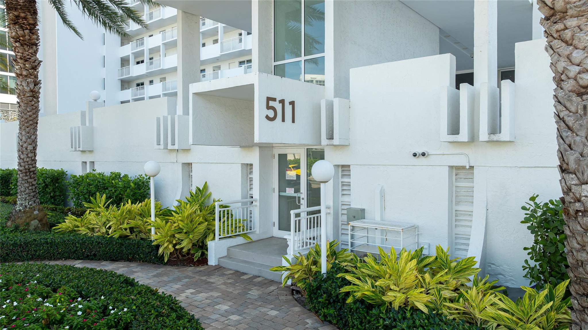 511 Bayshore Dr #410 Fort Lauderdale, FL 33304