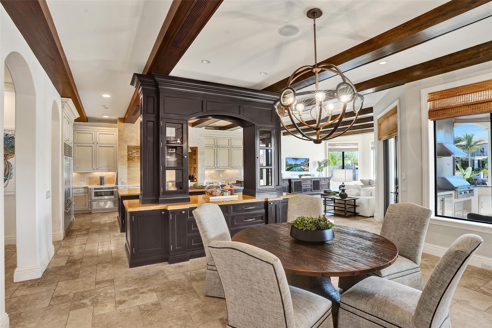 35 Compass Isle Fort Lauderdale, FL 33308