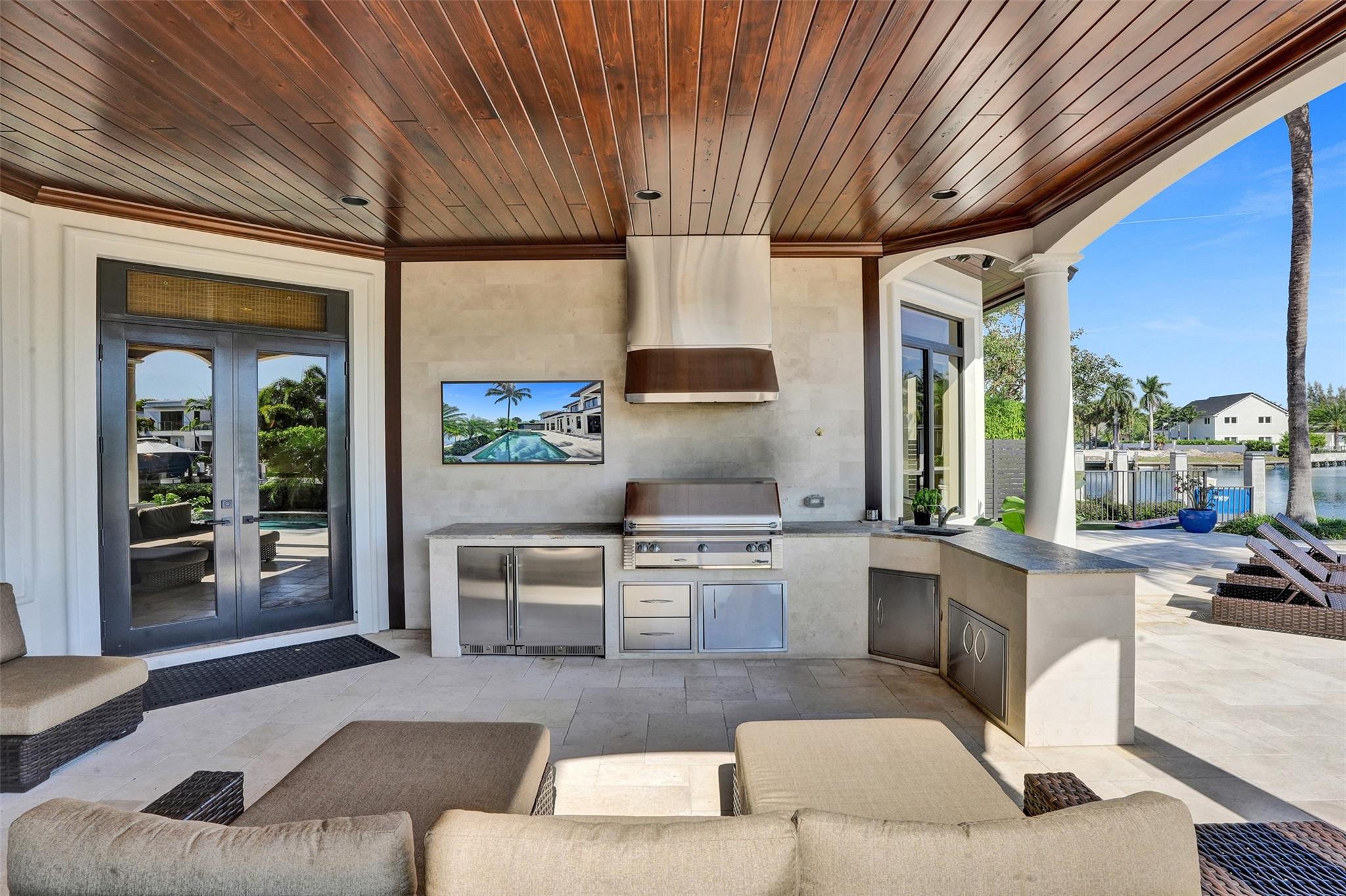 35 Compass Isle Fort Lauderdale, FL 33308