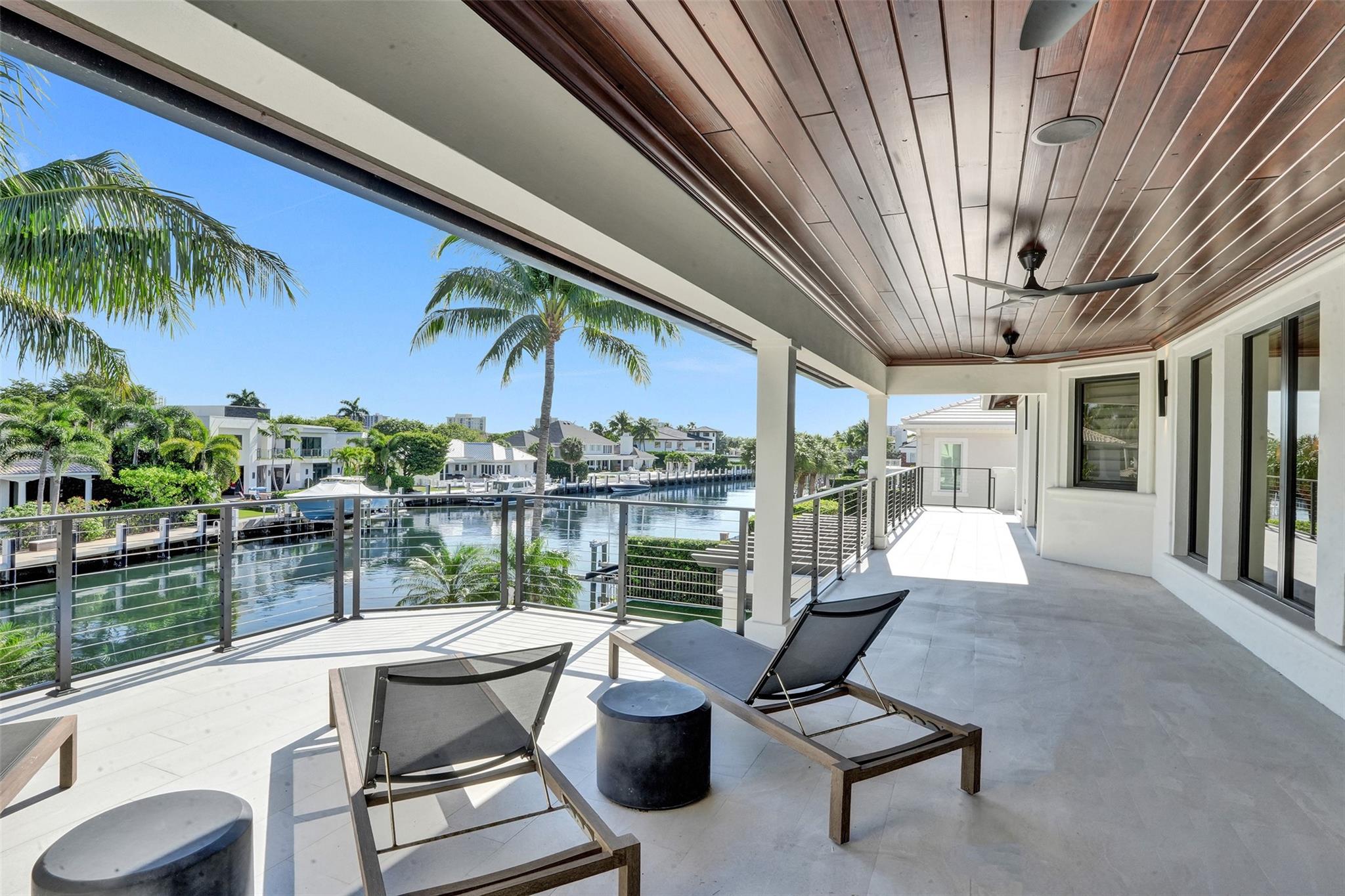 35 Compass Isle Fort Lauderdale, FL 33308