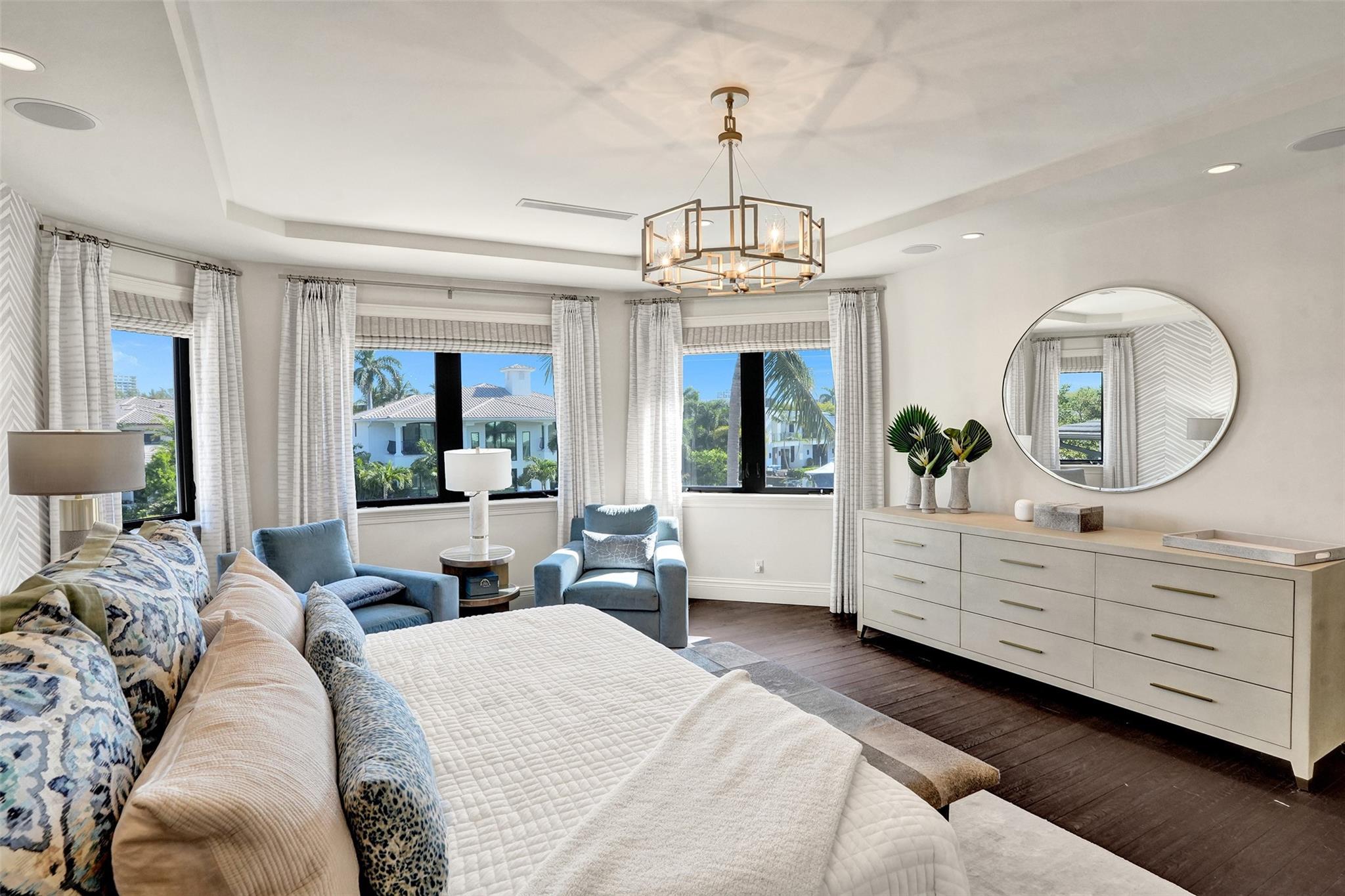 35 Compass Isle Fort Lauderdale, FL 33308