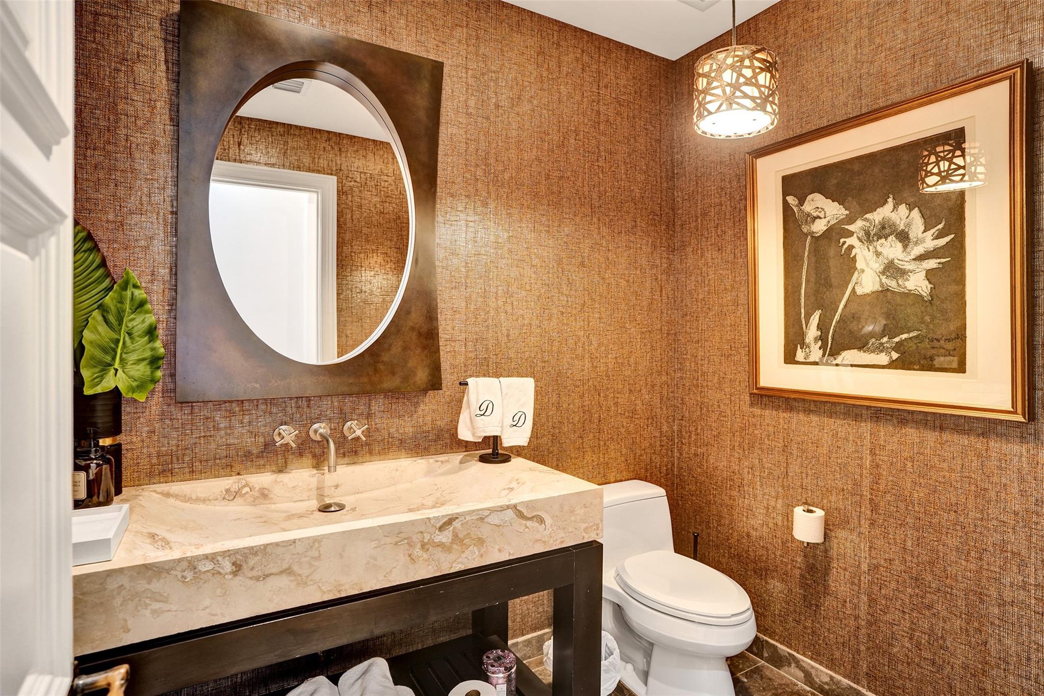 35 Compass Isle Fort Lauderdale, FL 33308