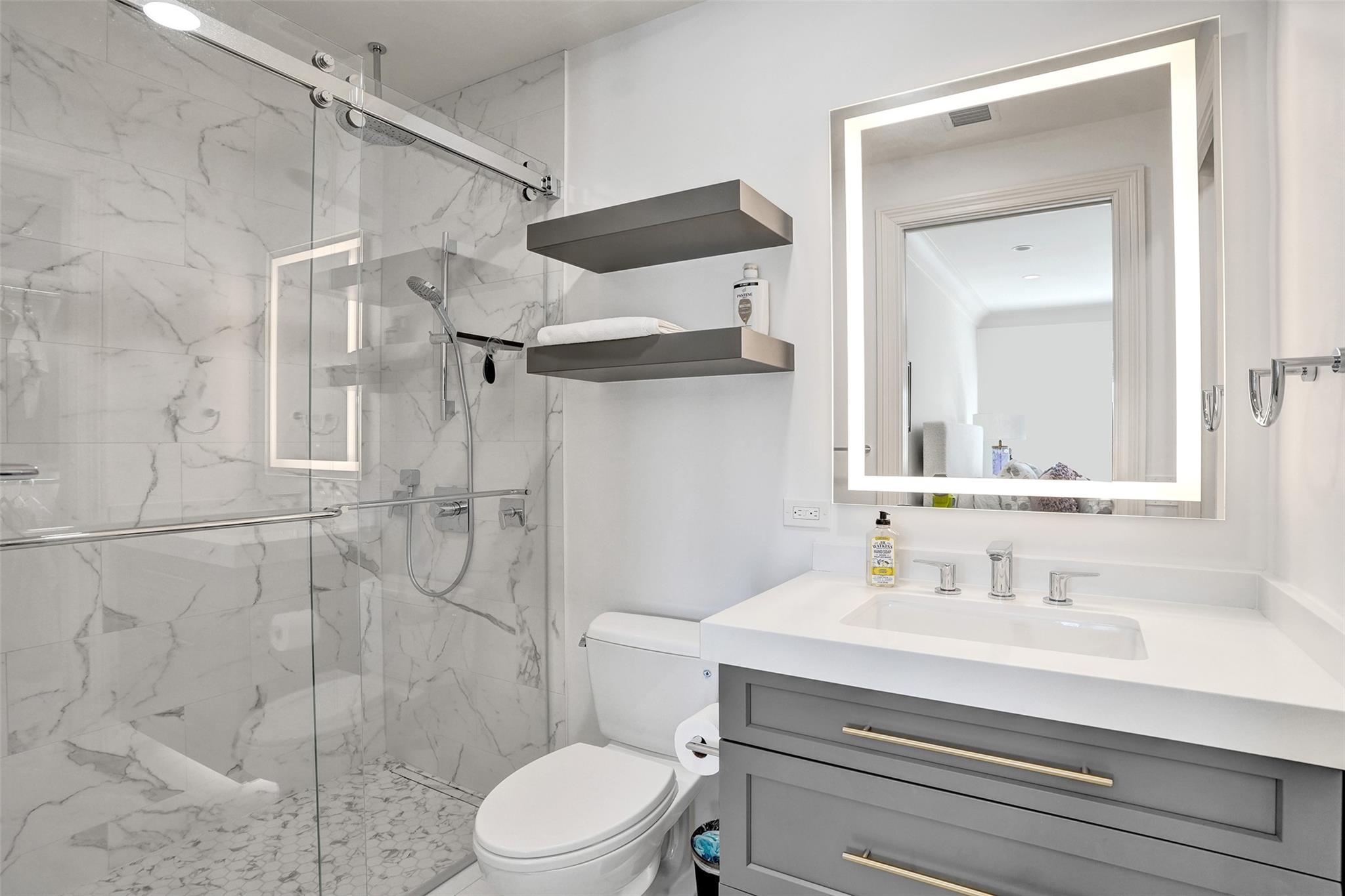 35 Compass Isle Fort Lauderdale, FL 33308