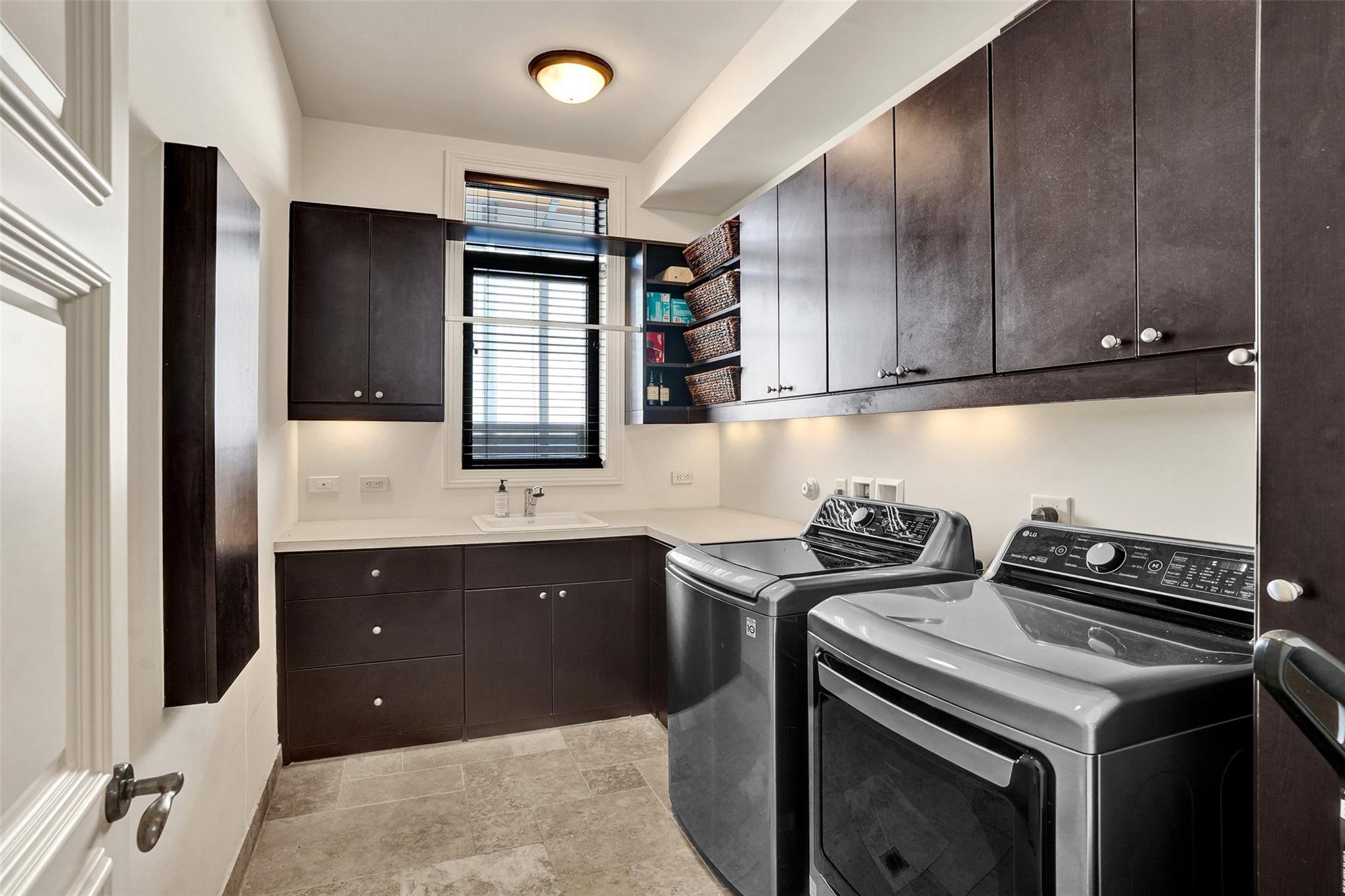 35 Compass Isle Fort Lauderdale, FL 33308