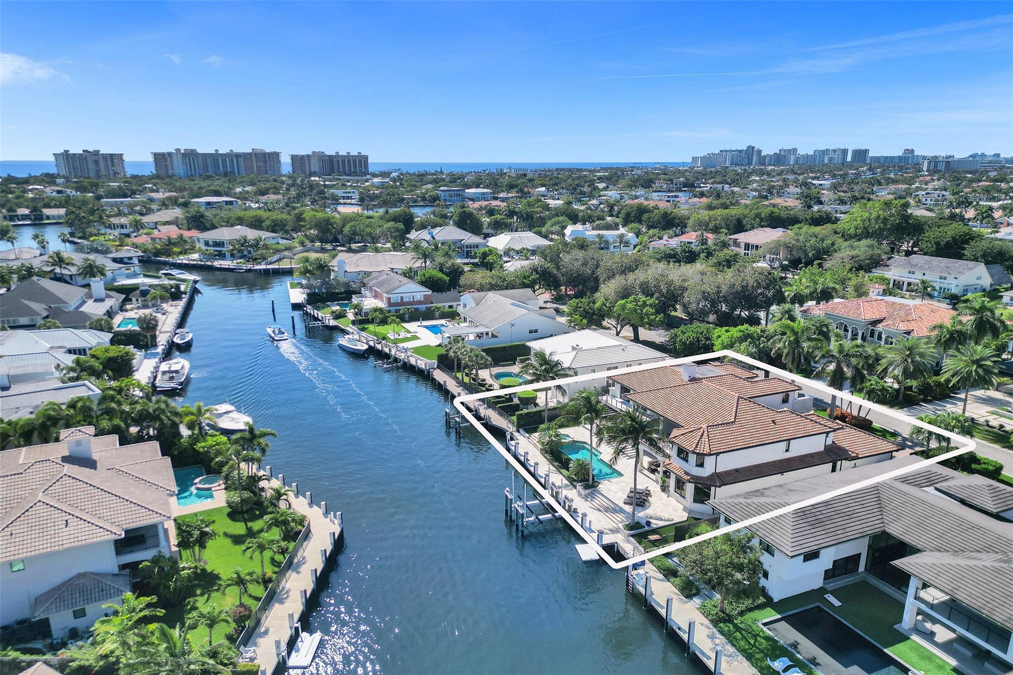 35 Compass Isle Fort Lauderdale, FL 33308
