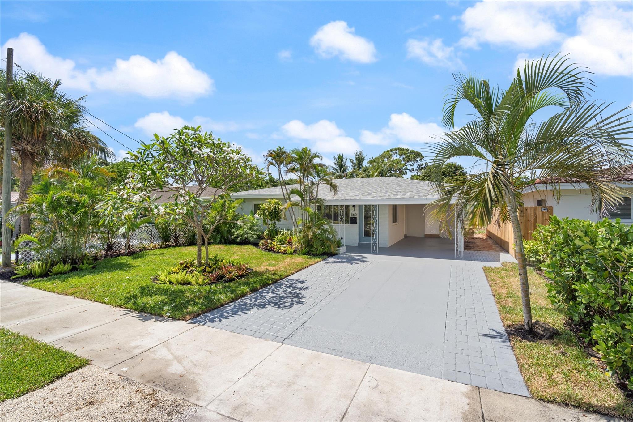 860 NE 34th St,Oakland Park, FL 33334