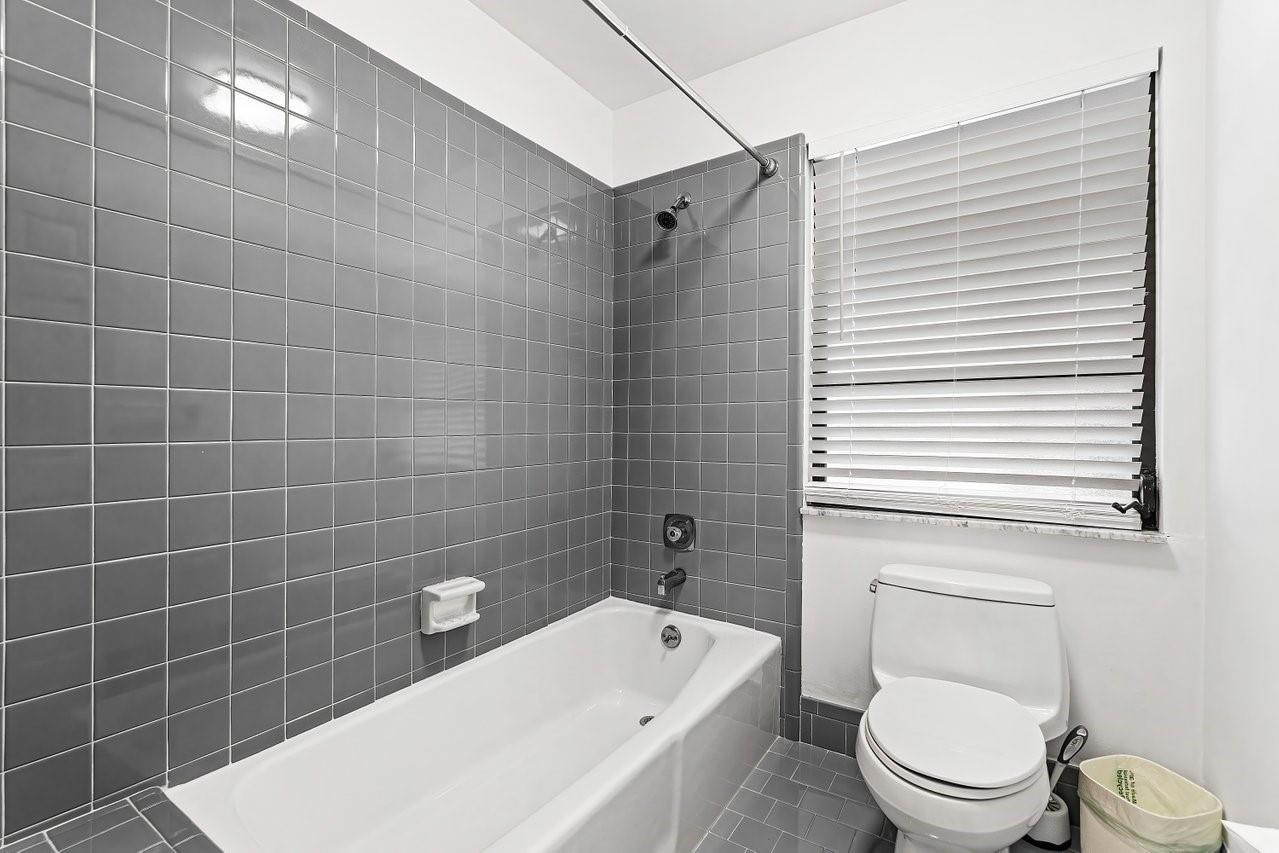 10158 SE Acorn Jupiter, FL 33469