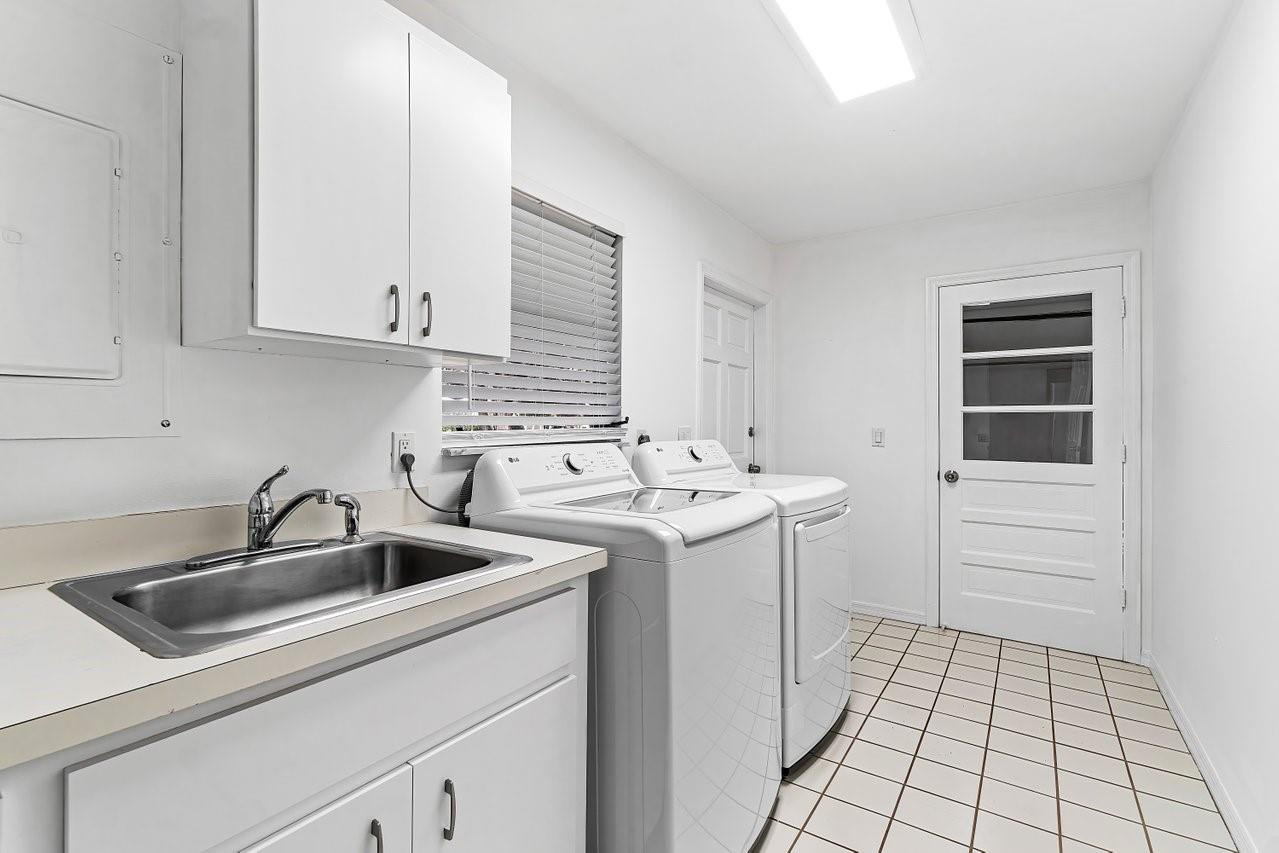 10158 SE Acorn Jupiter, FL 33469