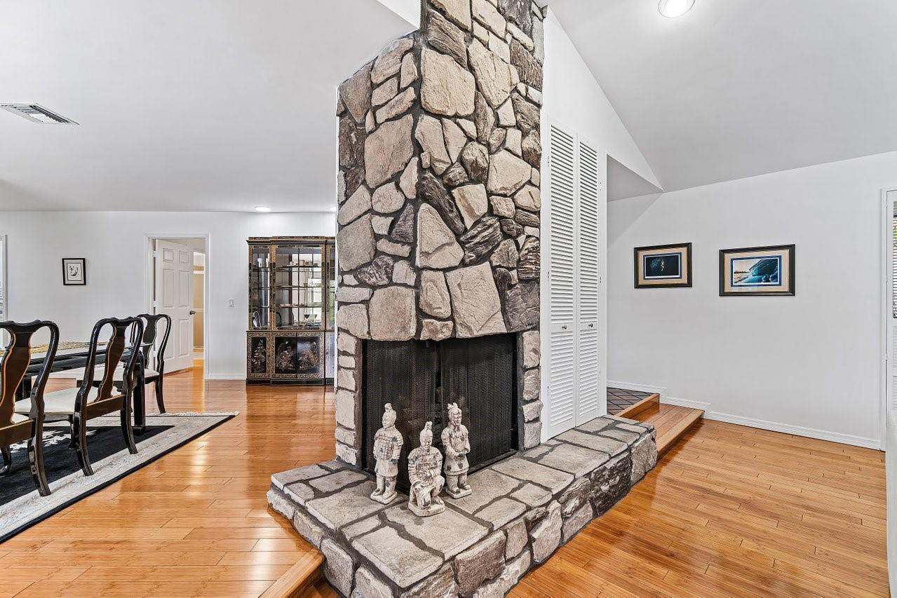 10158 SE Acorn Jupiter, FL 33469