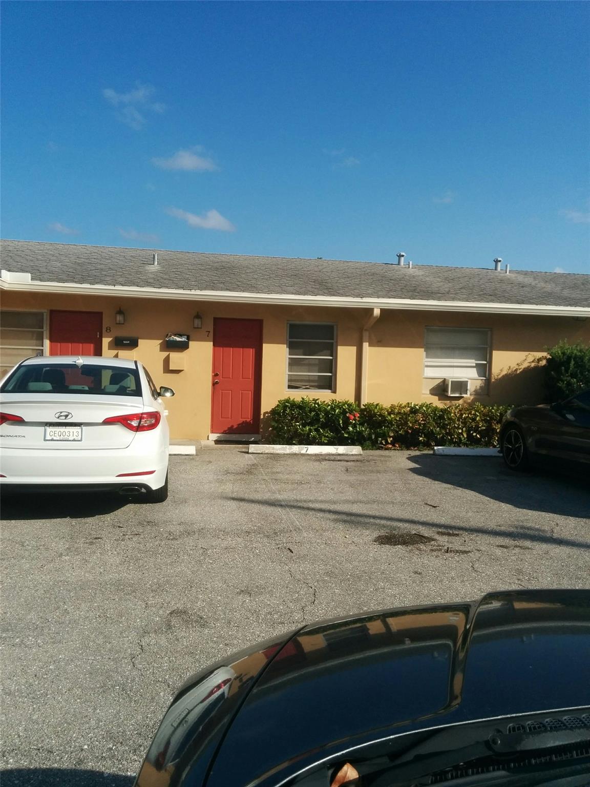 330 Southwind Dr #8