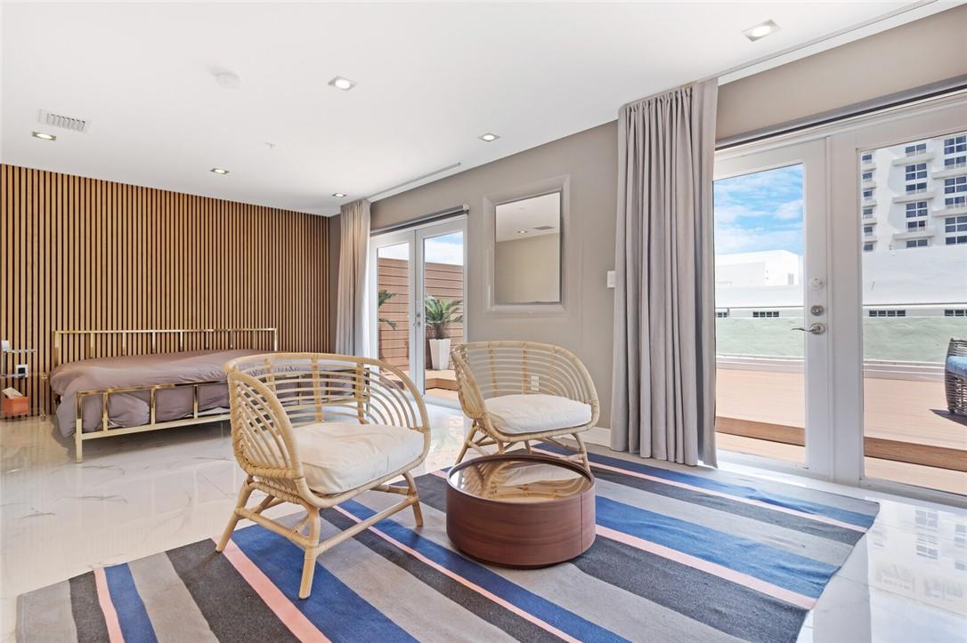 1460 Ocean Dr #506 (406) Miami Beach, FL 33139