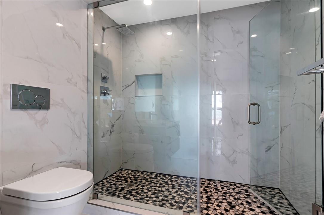 1460 Ocean Dr #506 (406) Miami Beach, FL 33139