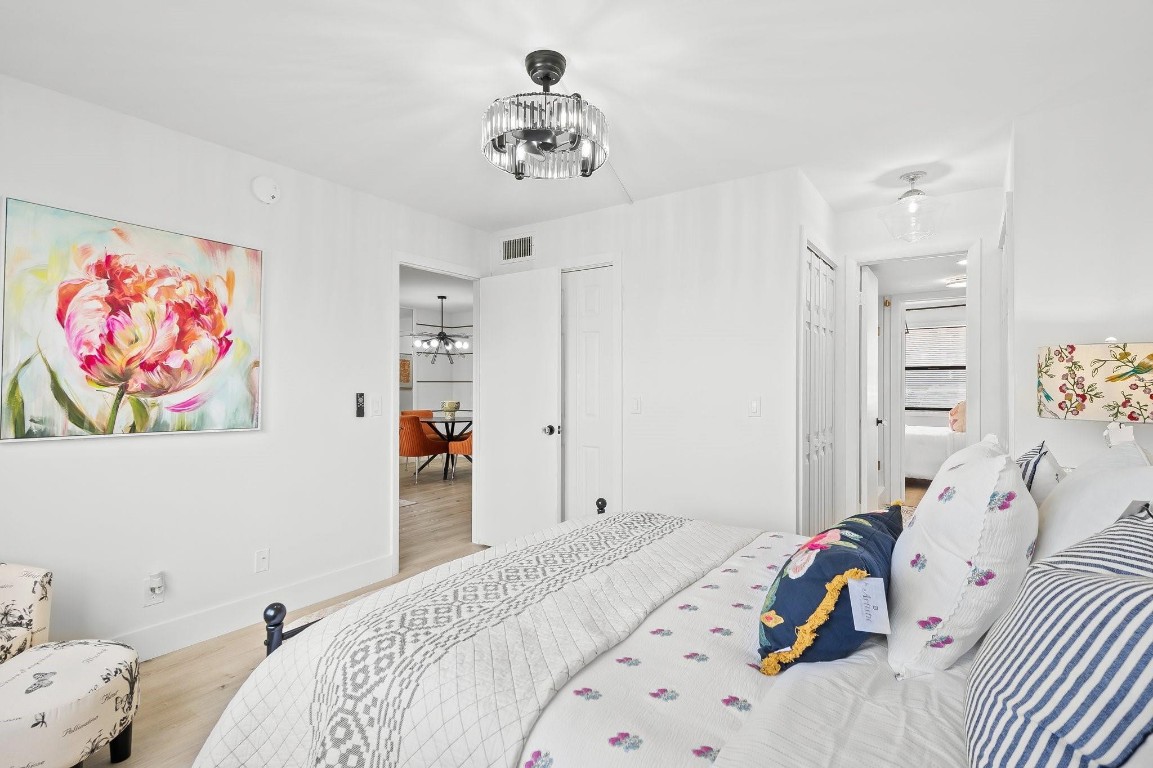 10442 Sunrise Lks #111 Sunrise, FL 33322