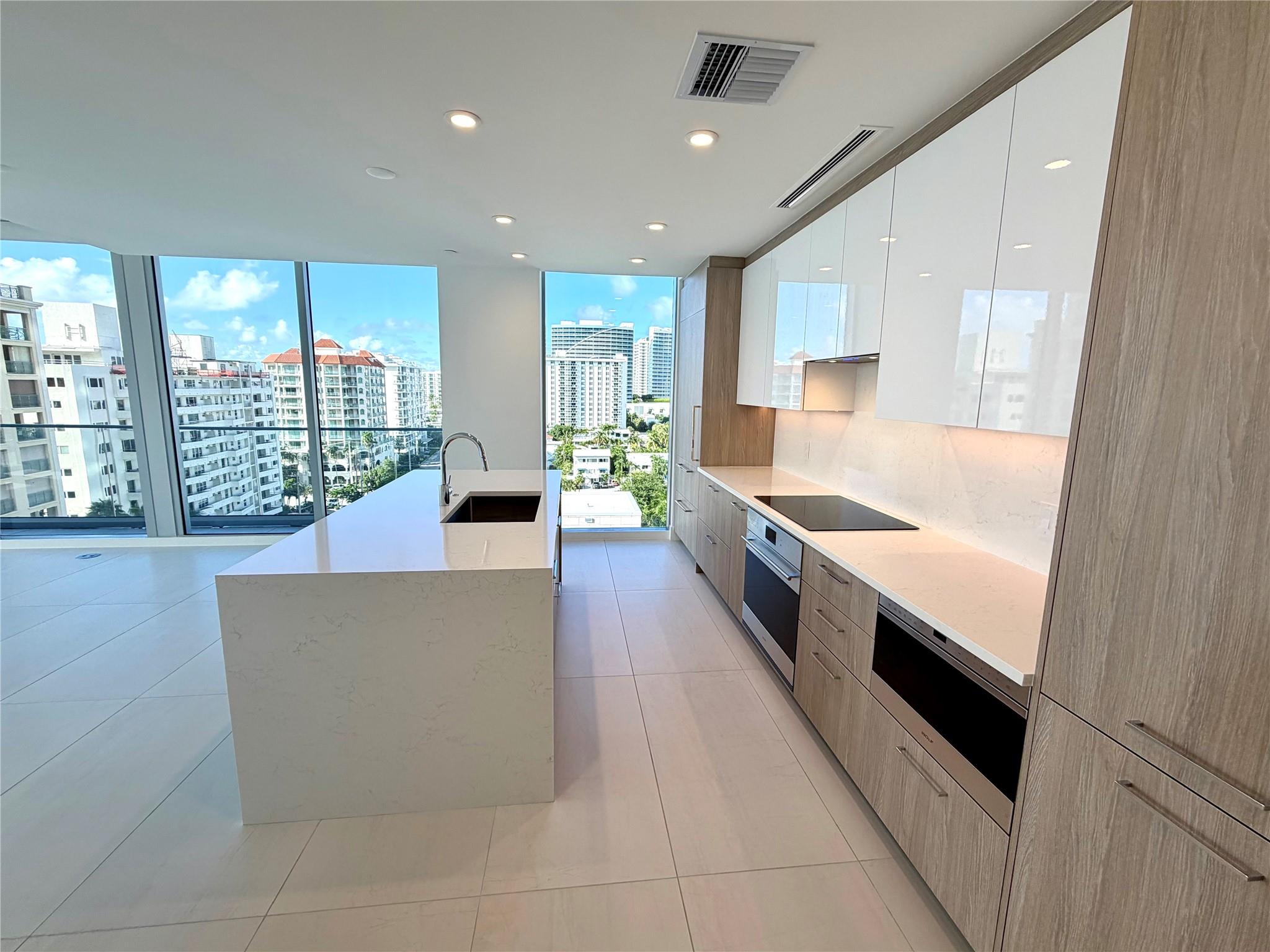 153 N Seabreeze Blv #S-704 Fort Lauderdale, FL 33304