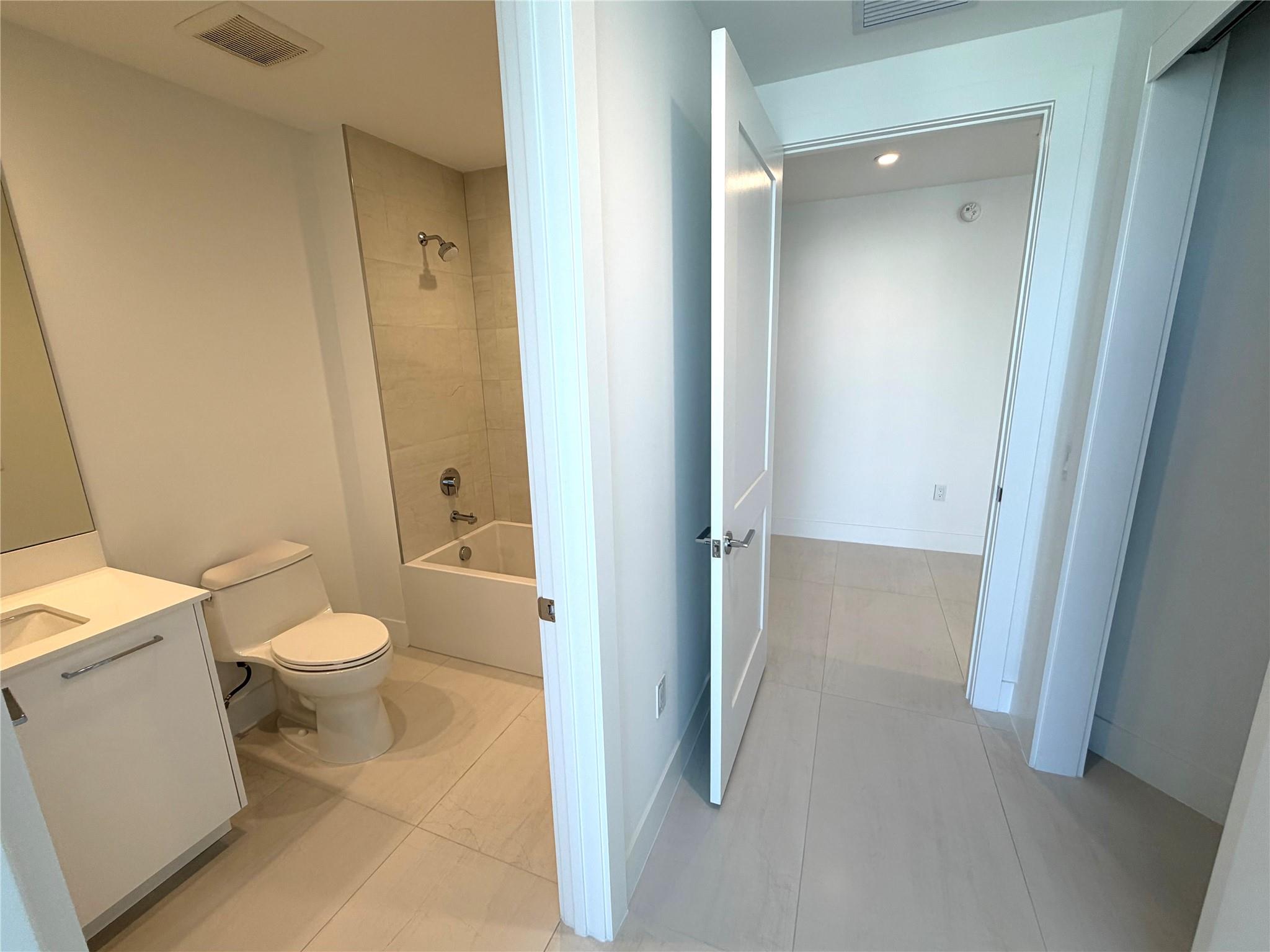 153 N Seabreeze Blv #S-704 Fort Lauderdale, FL 33304