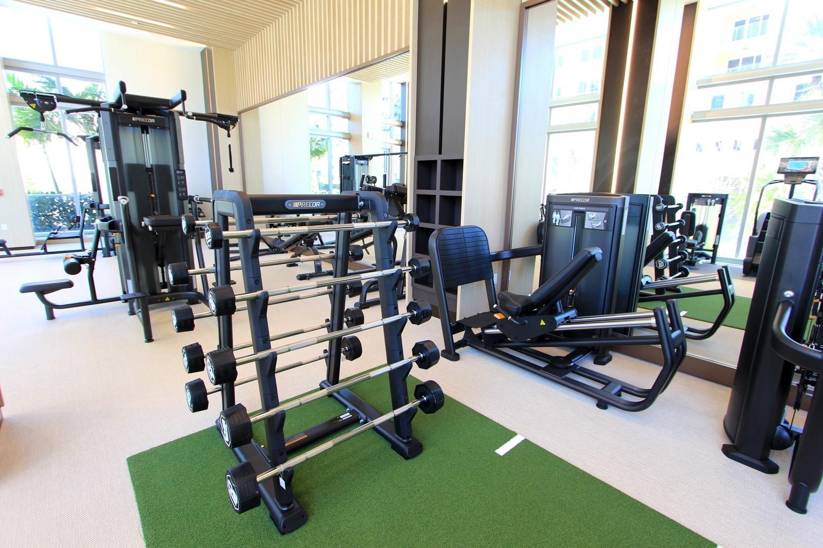 153 N Seabreeze Blv #S-704 Fort Lauderdale, FL 33304