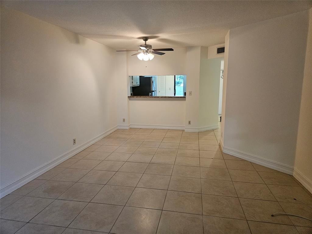 5583 Courtyard Dr #5583 Margate, FL 33063