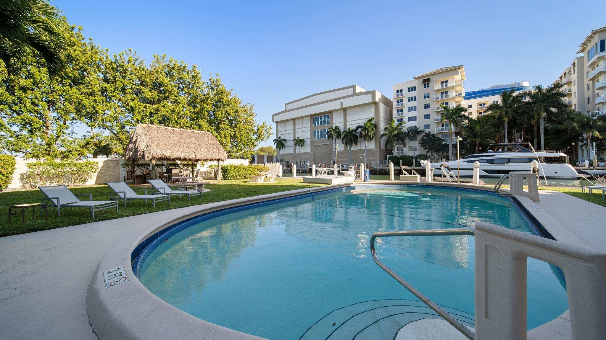 1700 SE 15th #302 Fort Lauderdale, FL 33316