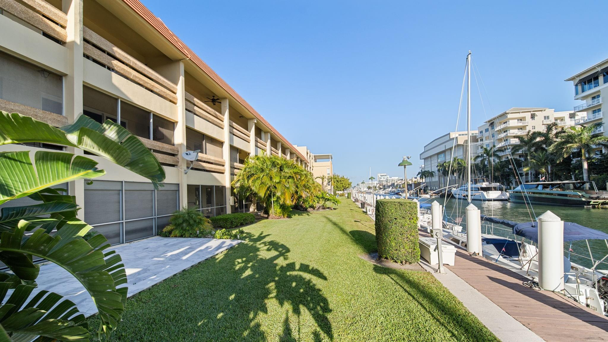 1700 SE 15th #302 Fort Lauderdale, FL 33316