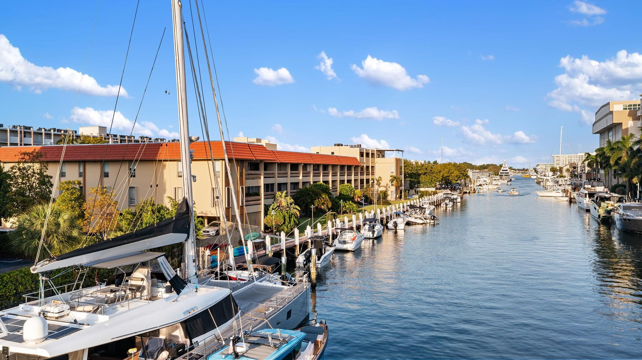 1700 SE 15th #302 Fort Lauderdale, FL 33316