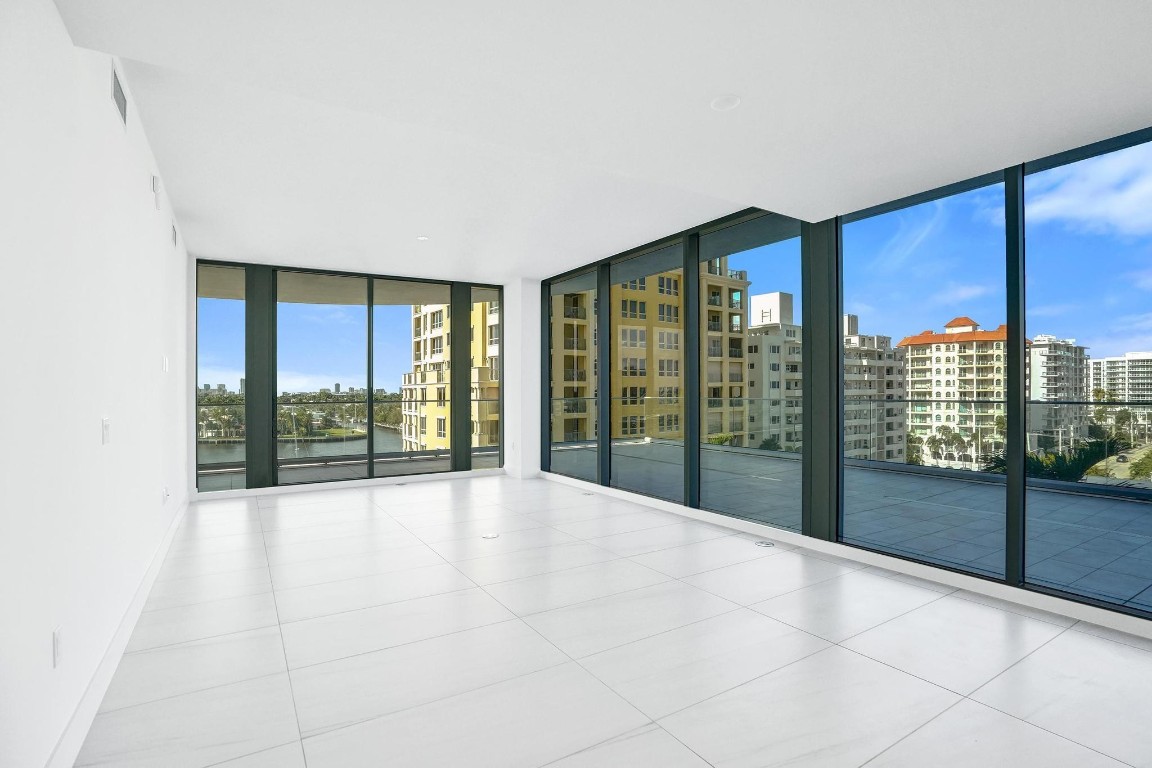 153 N Seabreeze #504-S Fort Lauderdale, FL 33304