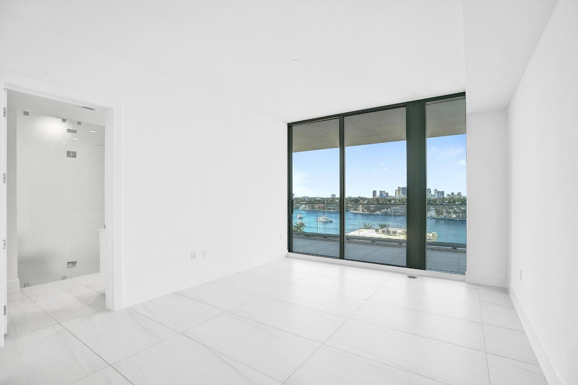 153 N Seabreeze #504-S Fort Lauderdale, FL 33304
