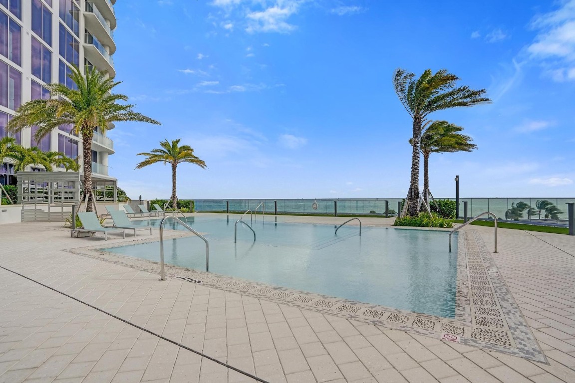 153 N Seabreeze #504-S Fort Lauderdale, FL 33304