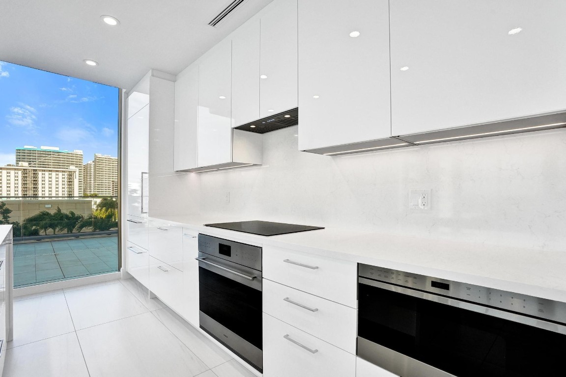 153 N Seabreeze #504-S Fort Lauderdale, FL 33304