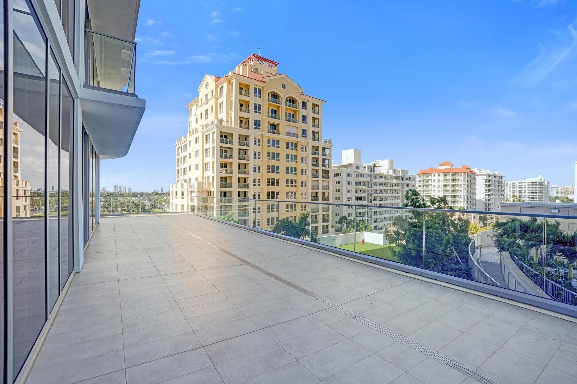 153 N Seabreeze #504-S Fort Lauderdale, FL 33304