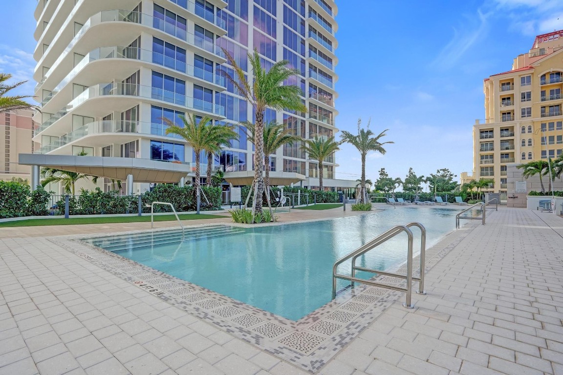 153 N Seabreeze #504-S Fort Lauderdale, FL 33304