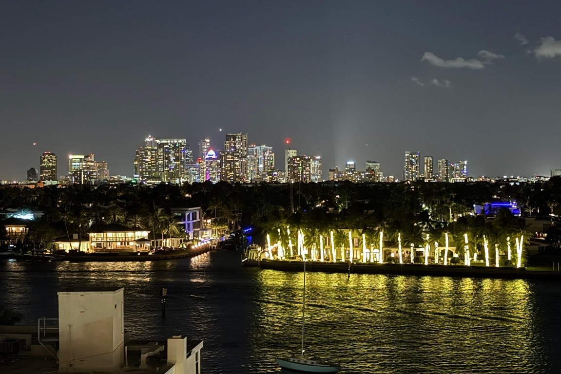 153 N Seabreeze #504-S Fort Lauderdale, FL 33304