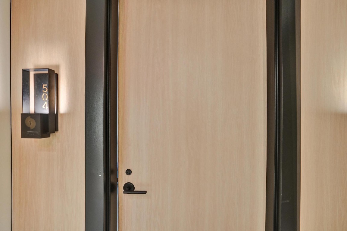 153 N Seabreeze #504-S Fort Lauderdale, FL 33304