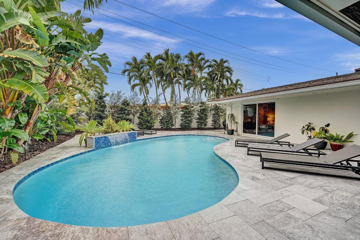 2030 NE 62nd Fort Lauderdale, FL 33308