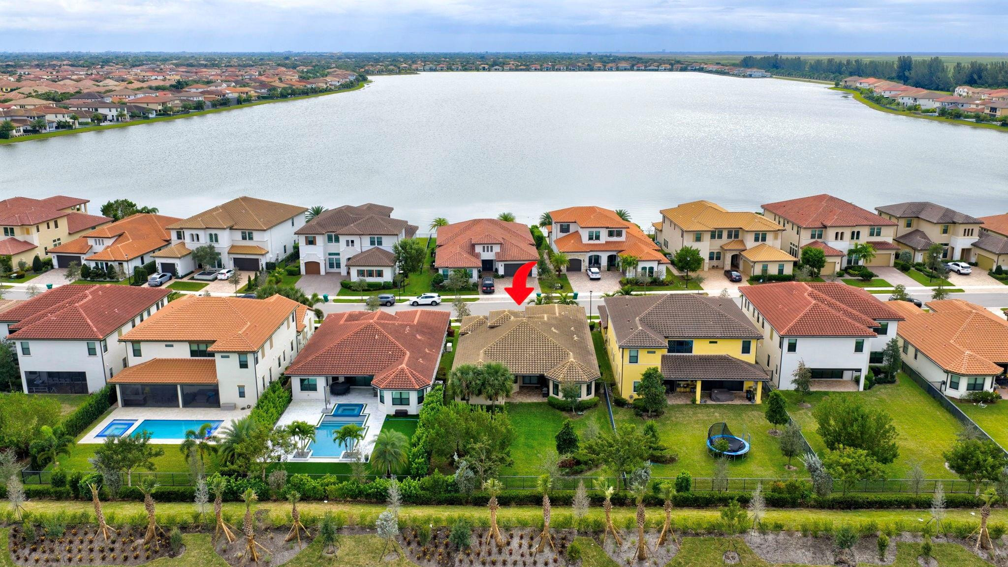 12485 N Parkland Bay