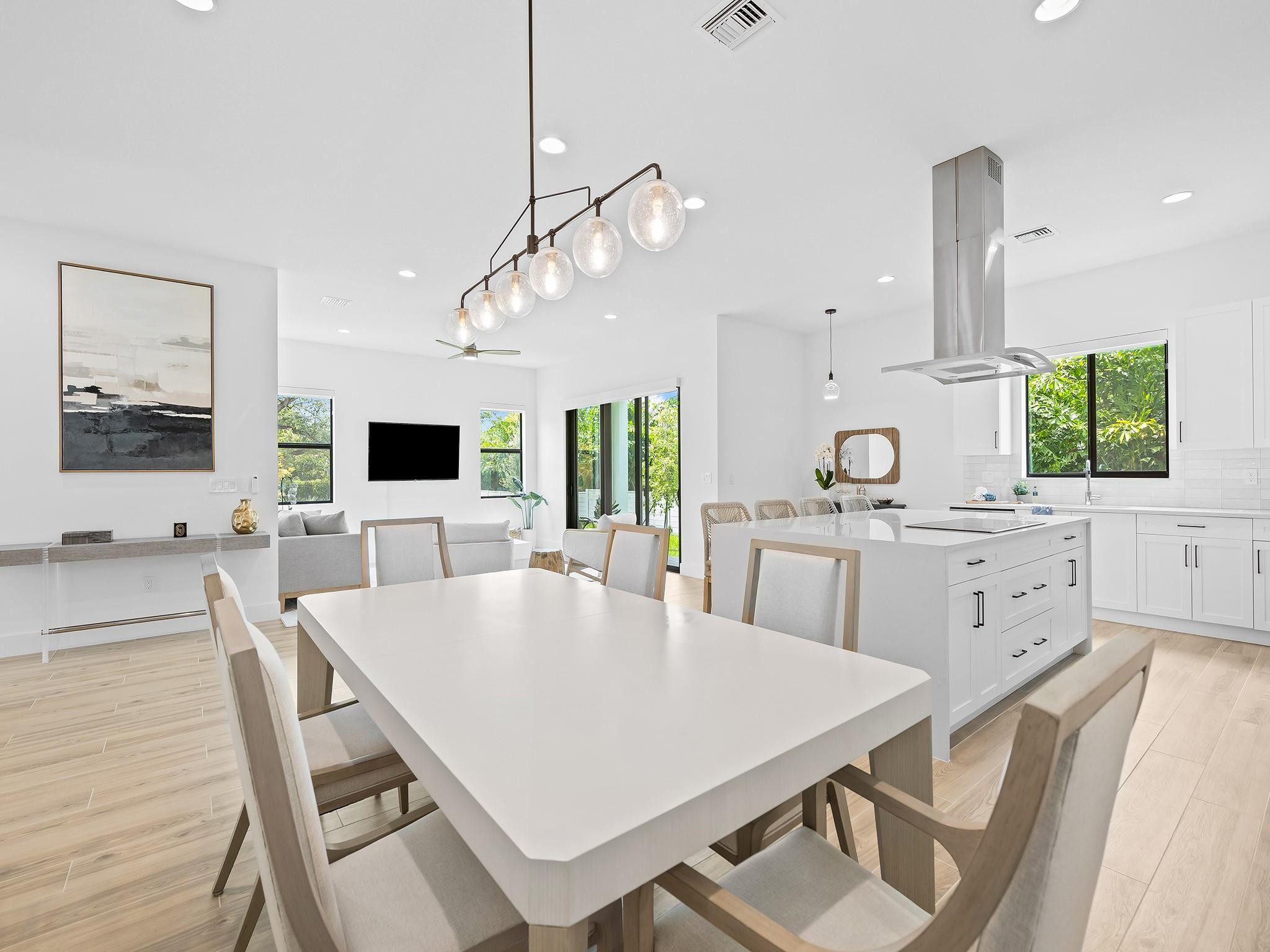 2310 SW 14th Fort Lauderdale, FL 33315