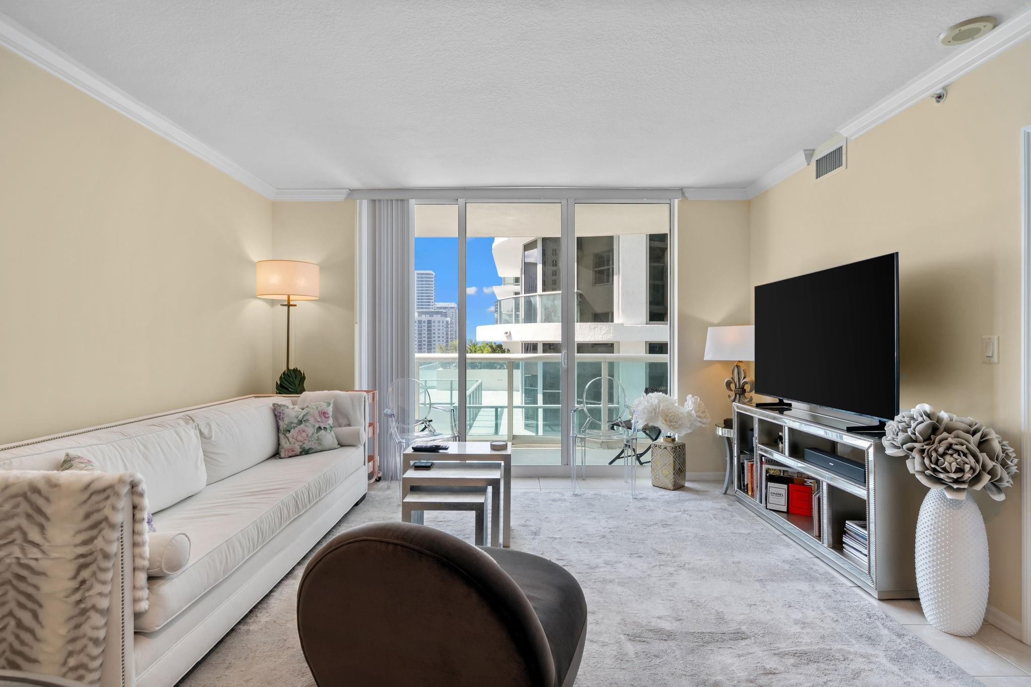 347 N New Riv #1706 Fort Lauderdale, FL 33301