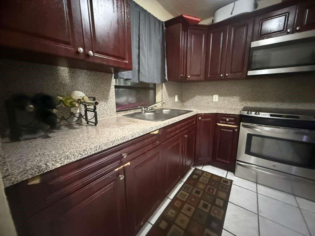 5836 Wiley Hollywood, FL 33023